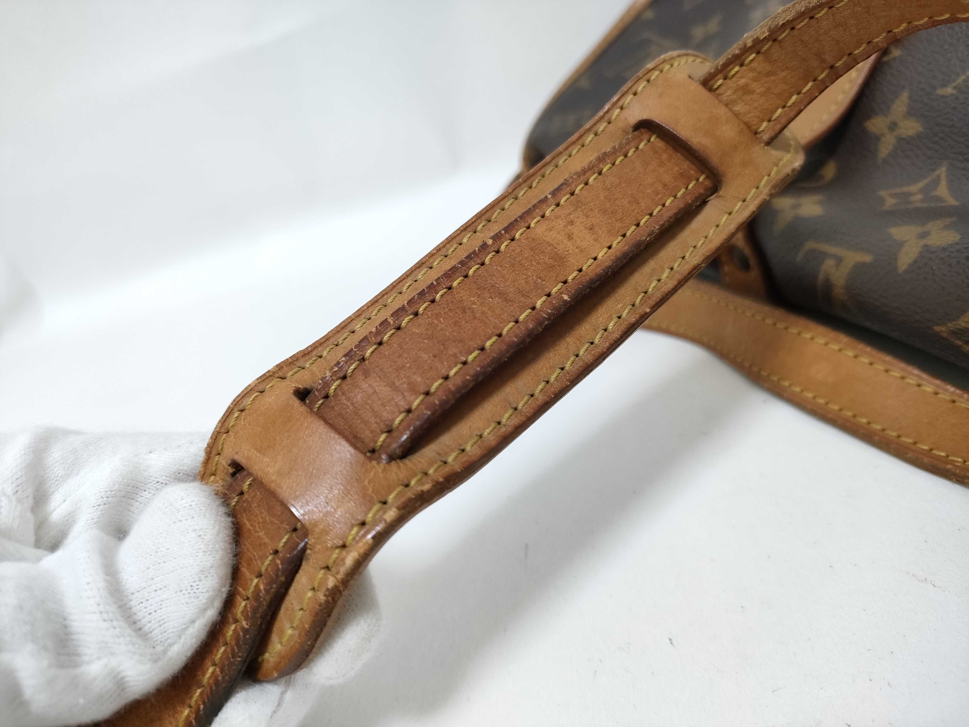 Monogram Saumur 30 M42256 Brown Shoulder Bag — view 4