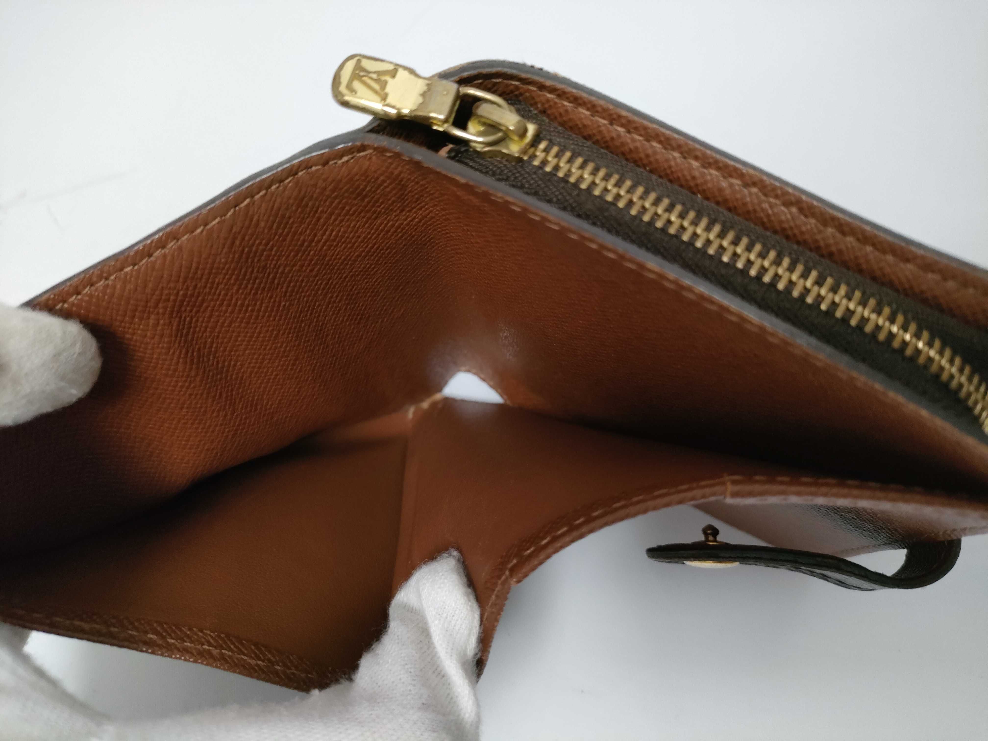 Monogram Louis Vuitton Monogram Compact Zip Bi-fold Wallet M61667 MI0035 Wallet — view 12