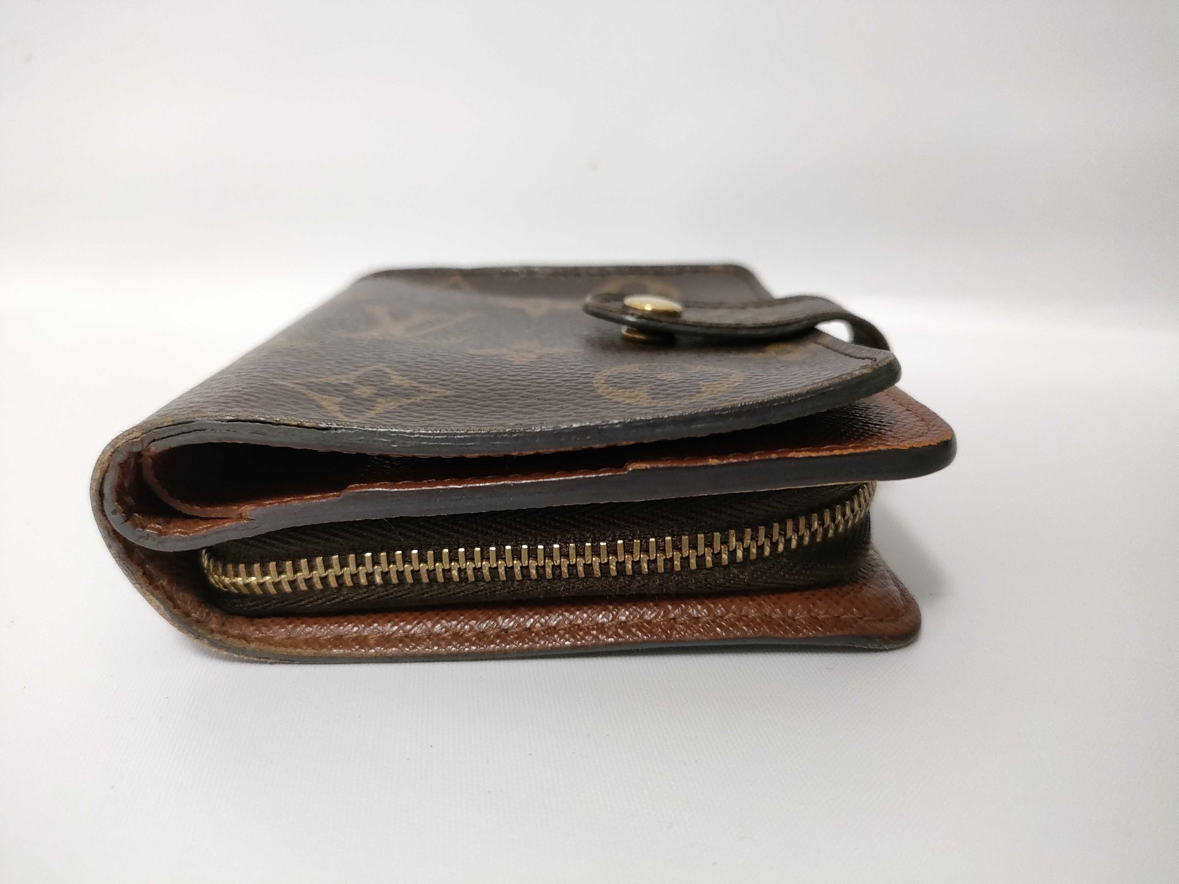 Monogram Louis Vuitton Monogram Compact Zip Bi-fold Wallet M61667 MI0035 Wallet — view 4