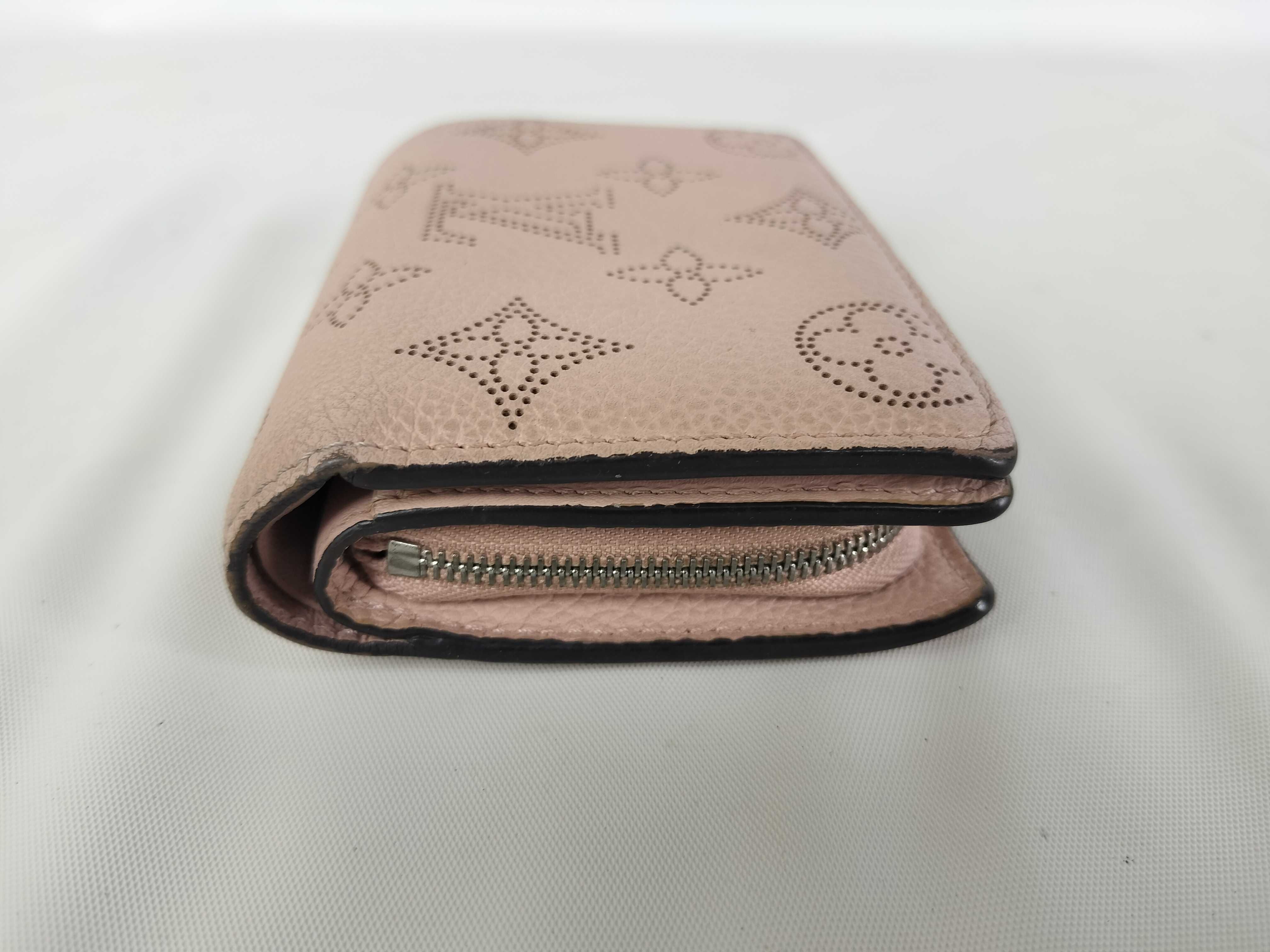 Monogram Mahina Bi-fold Wallet with Initials — view 3