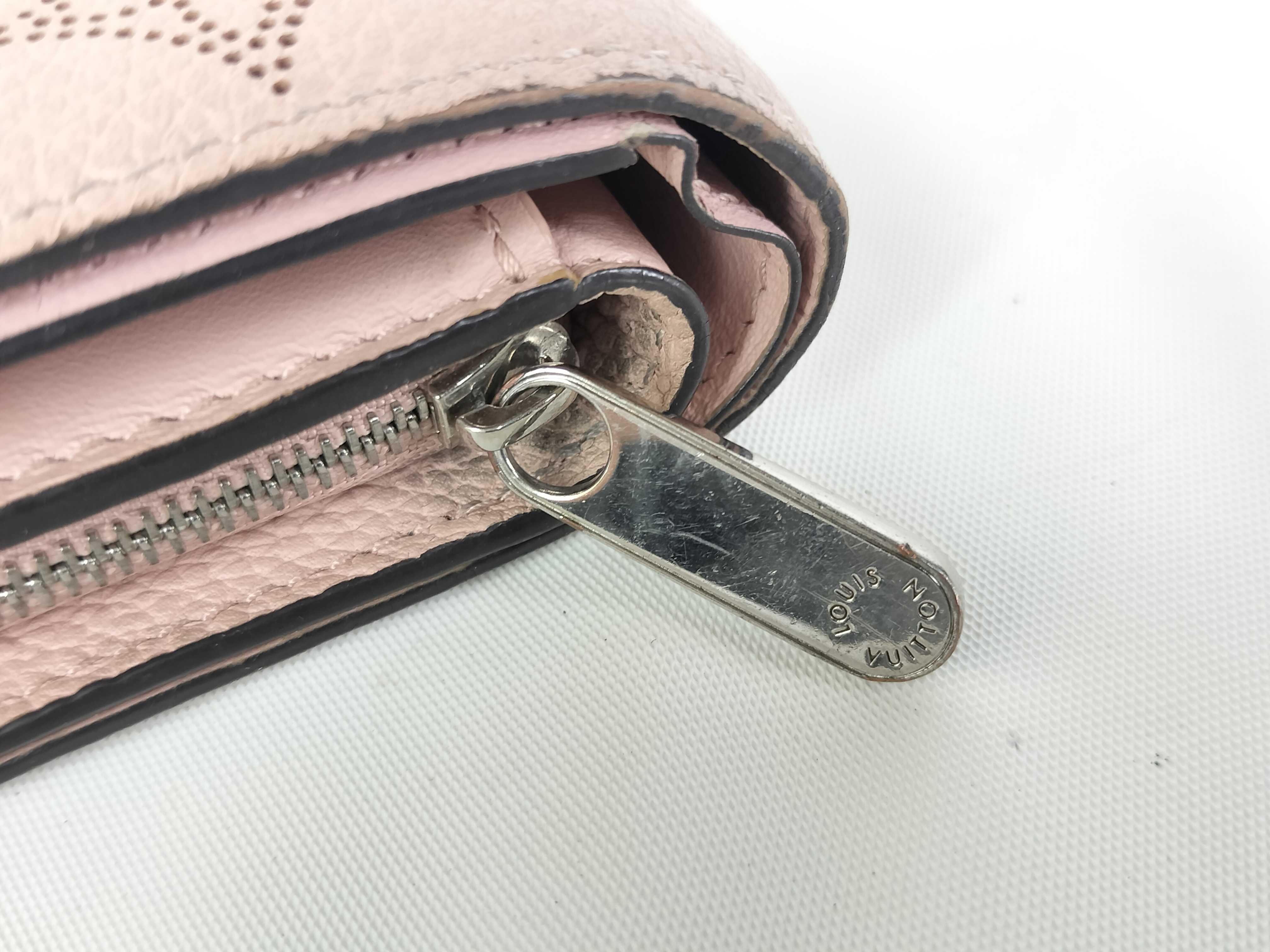 Monogram Mahina Bi-fold Wallet with Initials — view 9