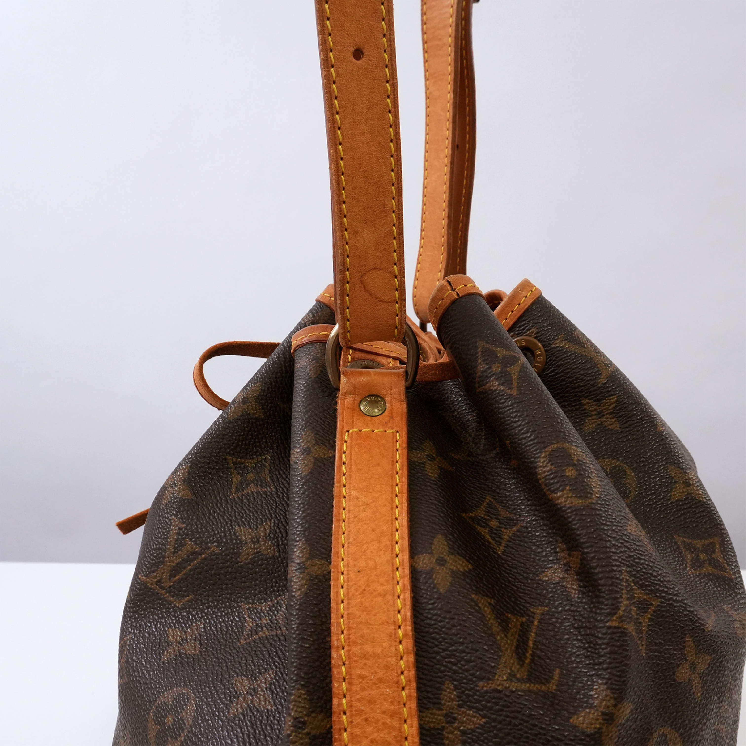 Monogram Petit Noé M42226 Shoulder Bag — view 7