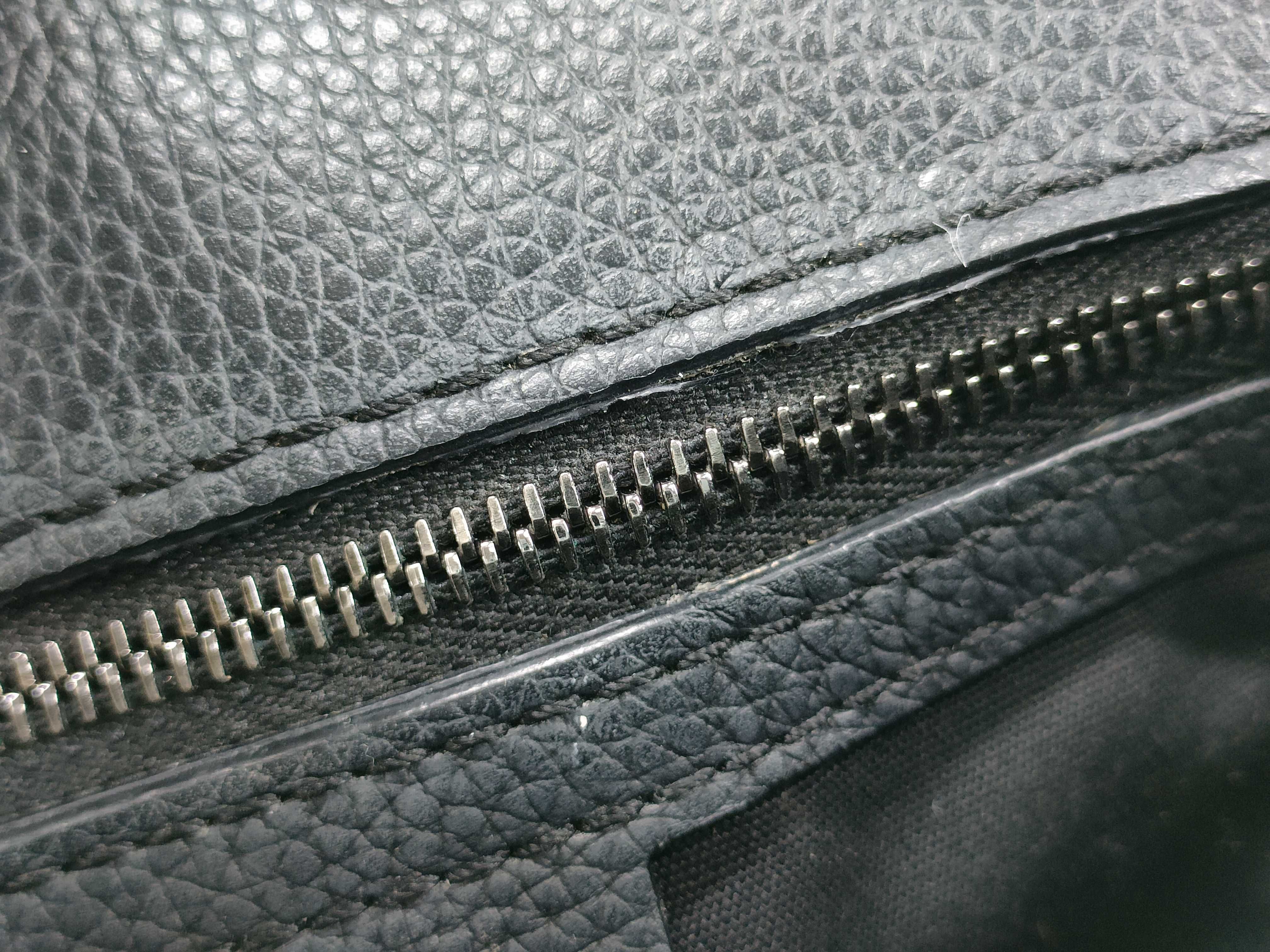 Trotter DU-Christian Oblique Saddle Canvas Shoulder Bag — view 13