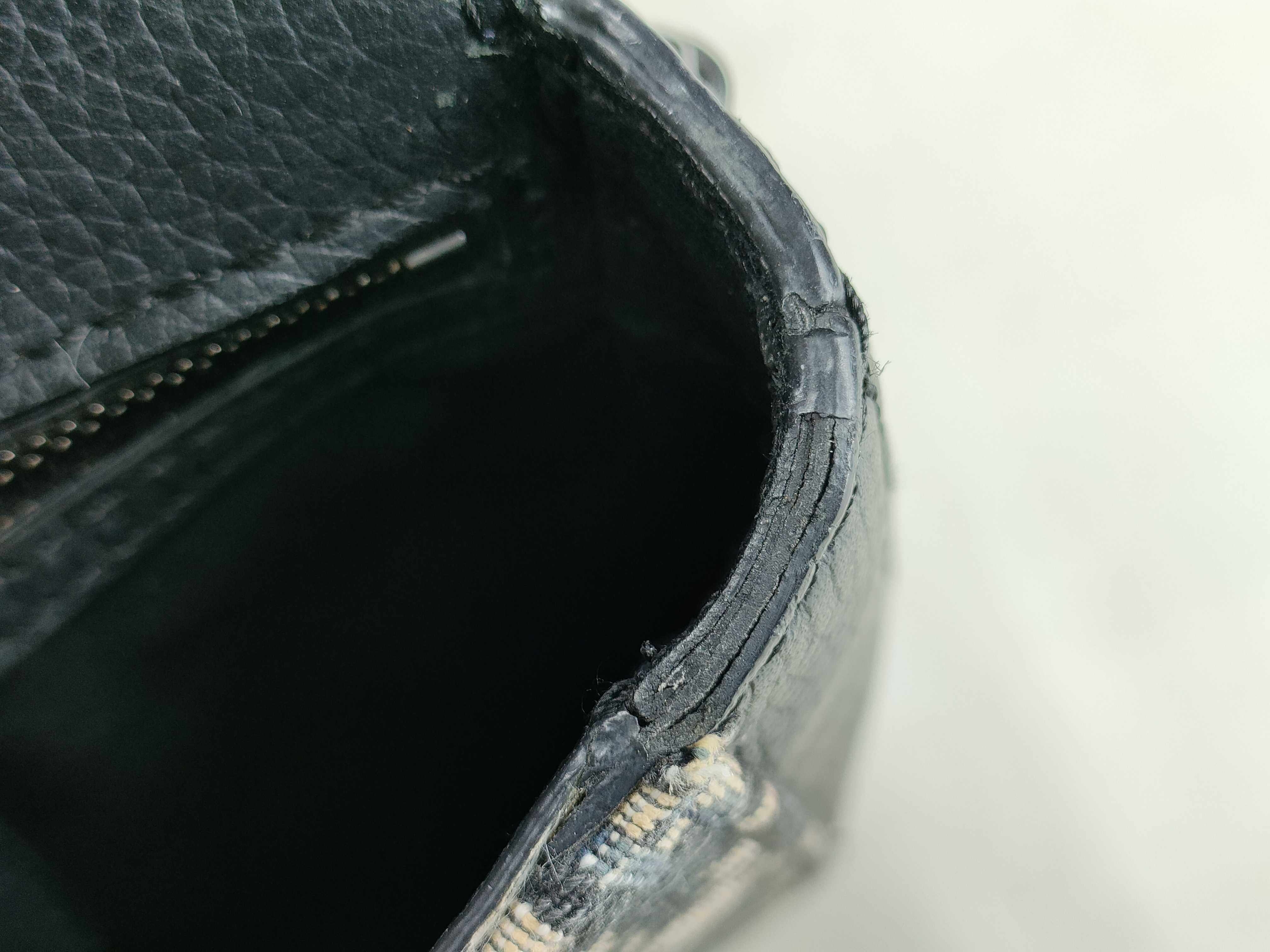 Trotter DU-Christian Oblique Saddle Canvas Shoulder Bag — view 14