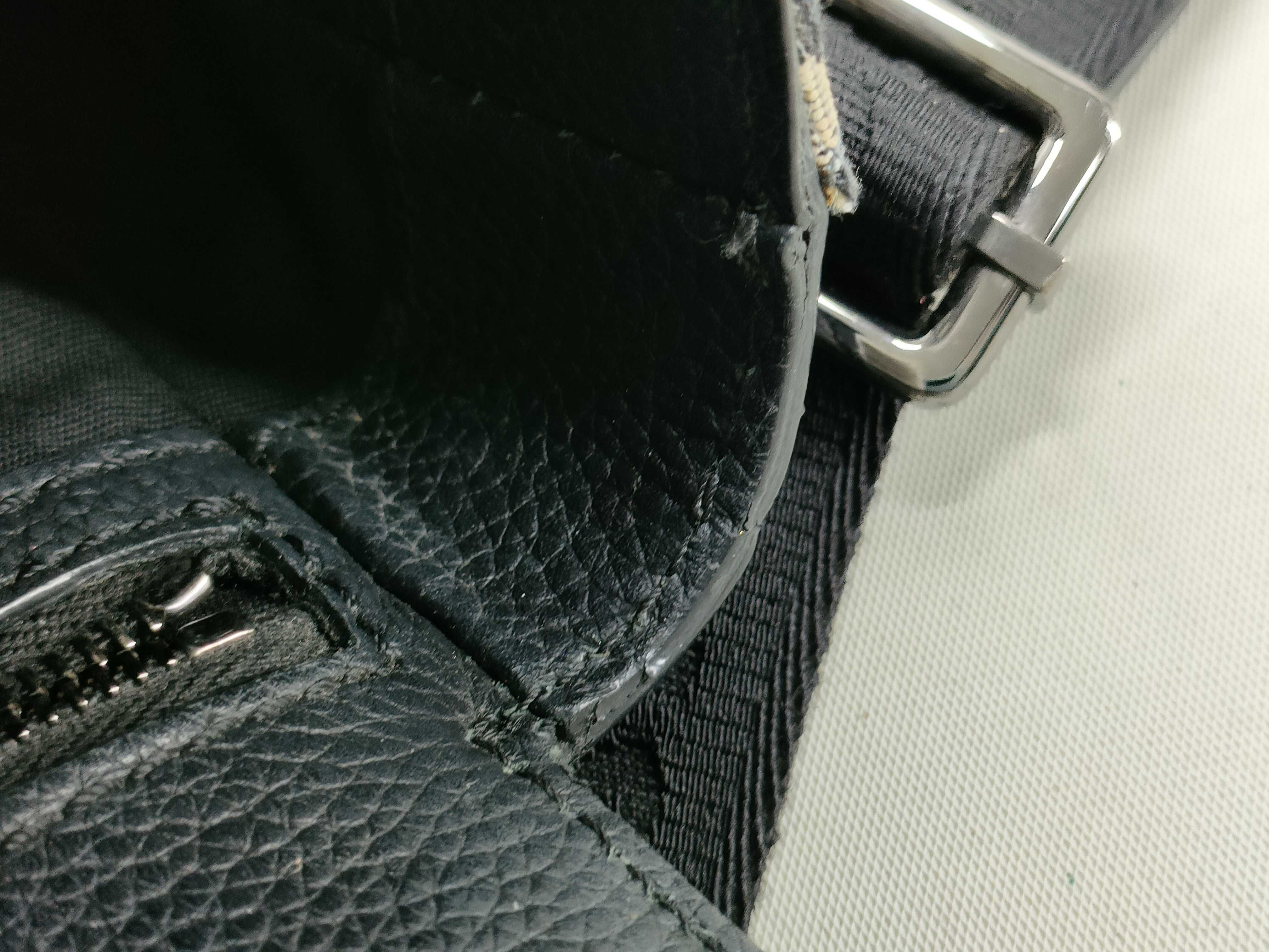 Trotter DU-Christian Oblique Saddle Canvas Shoulder Bag — view 10