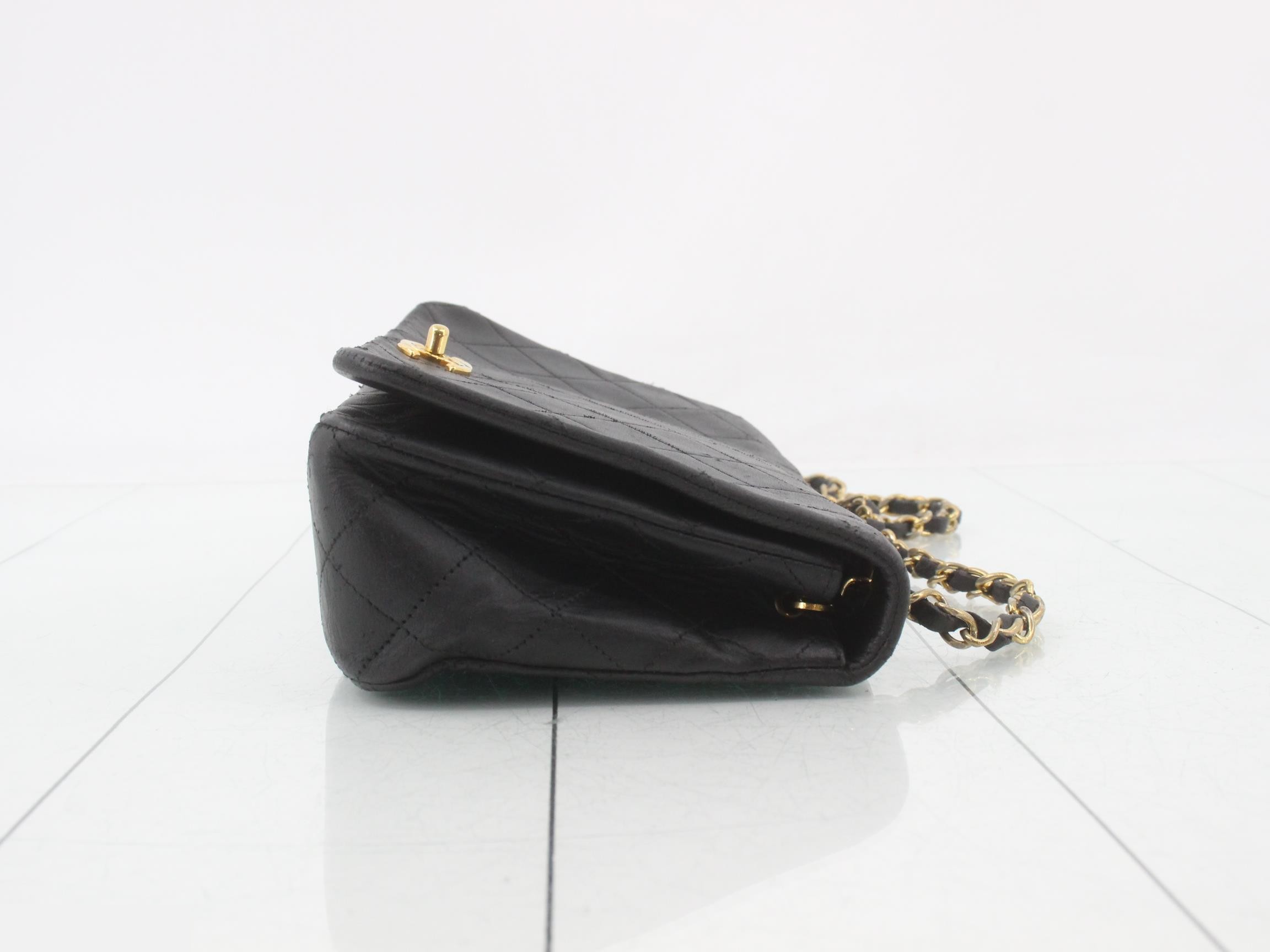 Matelassé lambskin black full flap double chain shoulder bag gold hardware seal — view 3