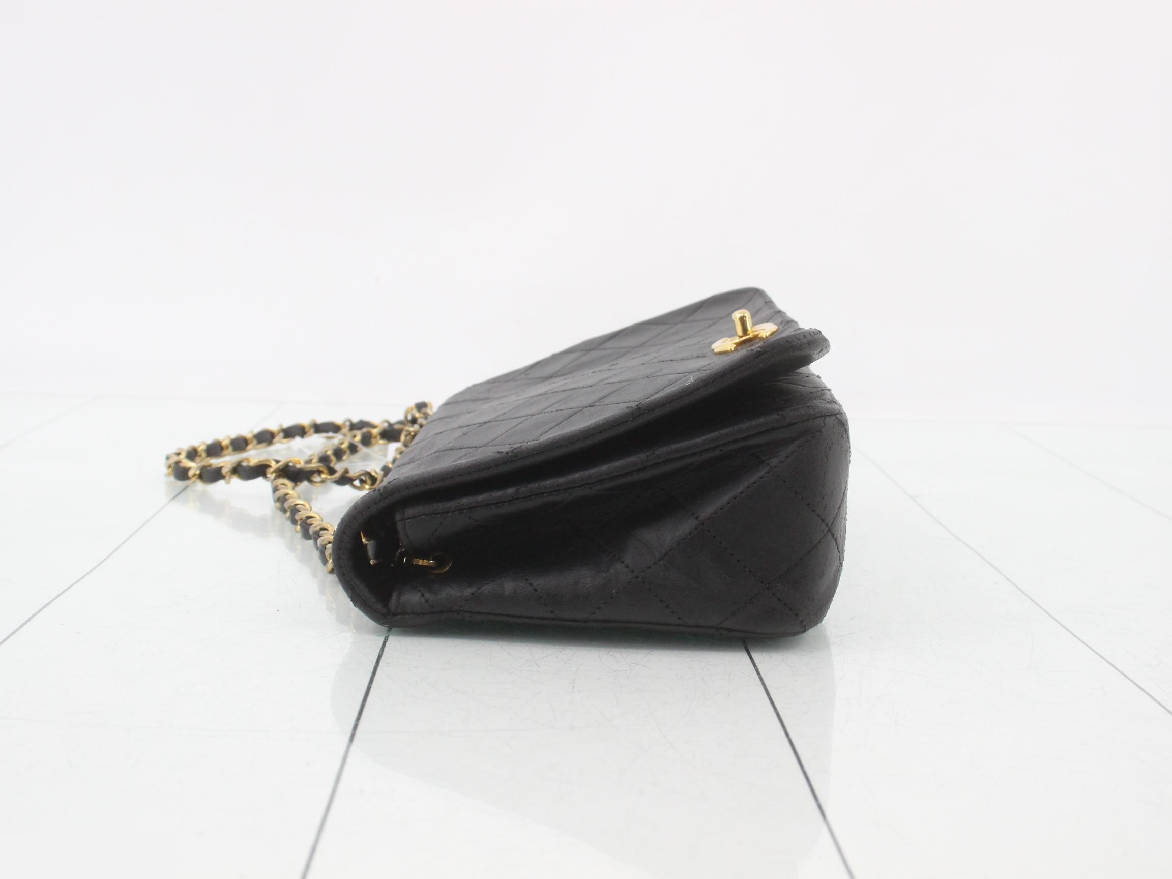 Matelassé lambskin black full flap double chain shoulder bag gold hardware seal — view 4