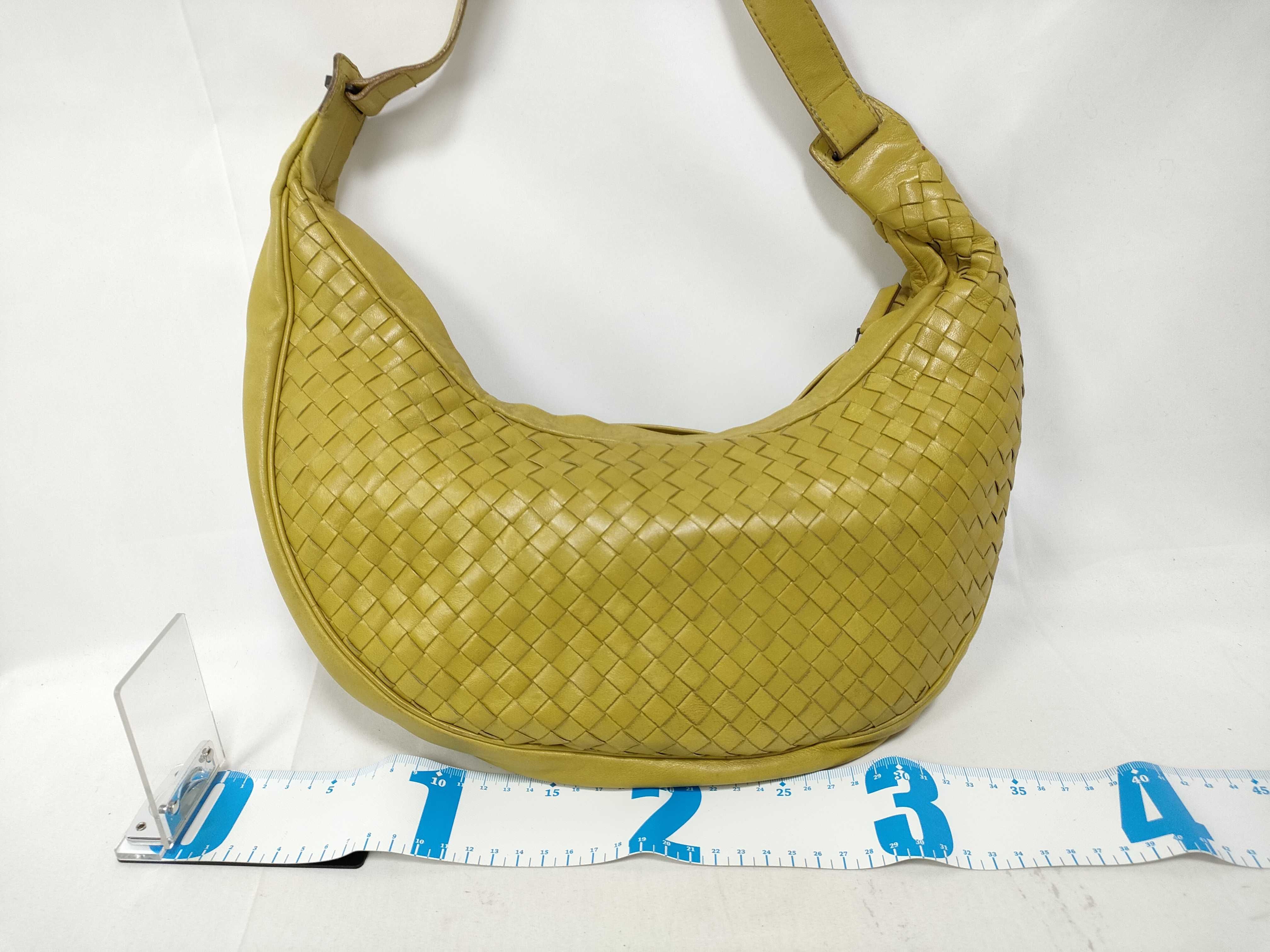 Hobo Moon Intrecciato Leather Shoulder Bag One Shoulder Bag with Mirror — view 2