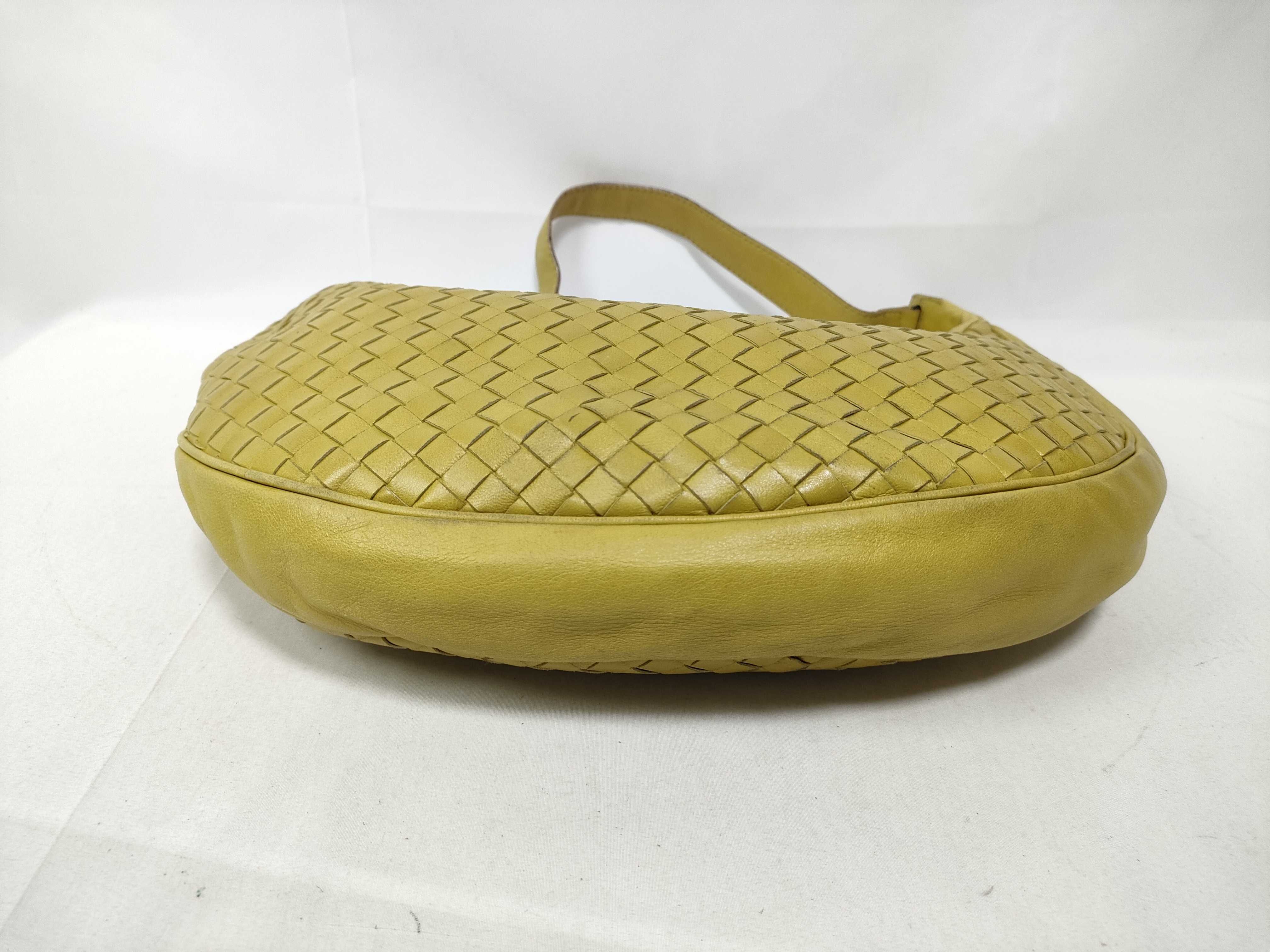 Hobo Moon Intrecciato Leather Shoulder Bag One Shoulder Bag with Mirror — view 3