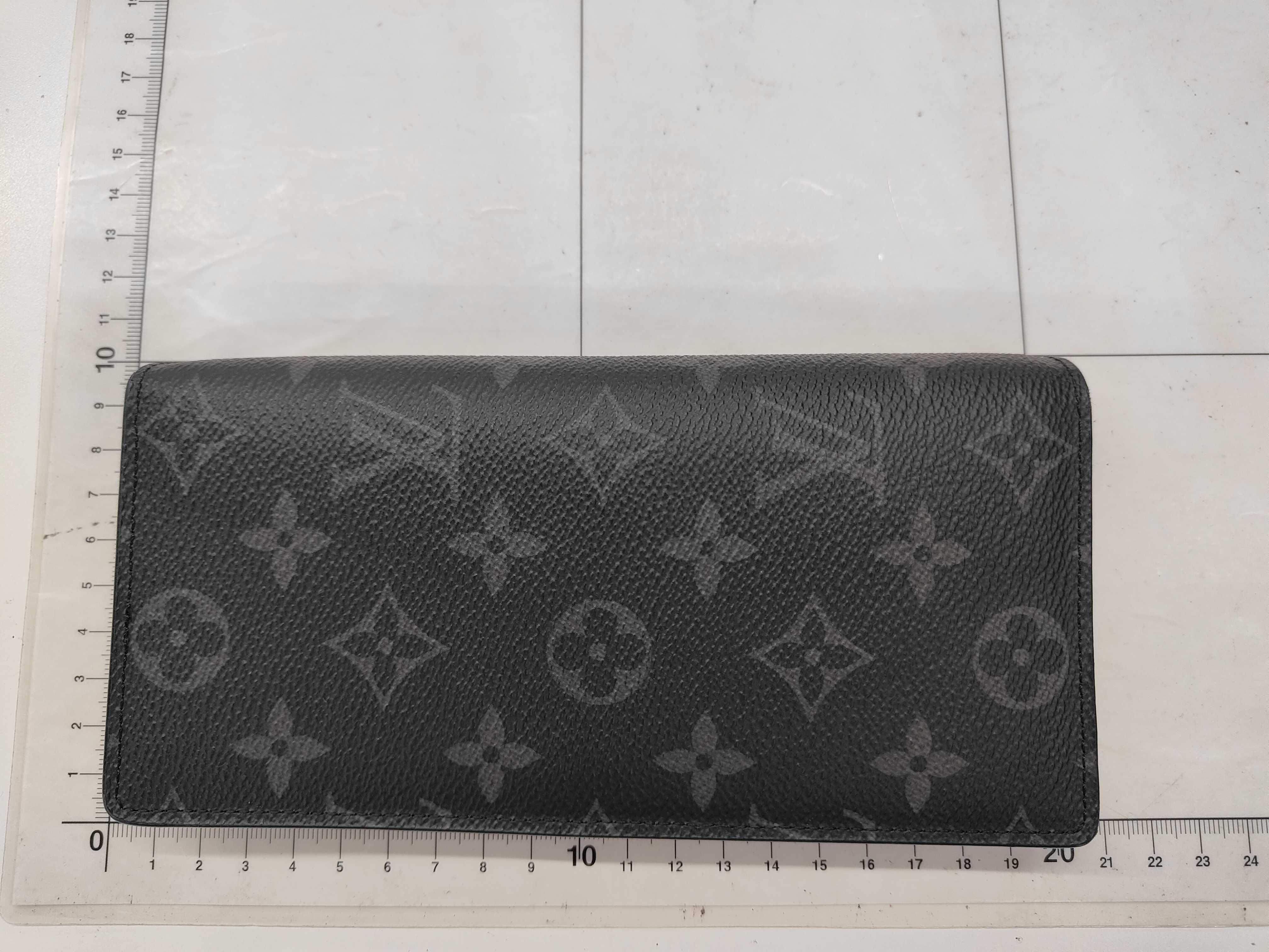 Monogram Eclipse Brazza Wallet — view 2