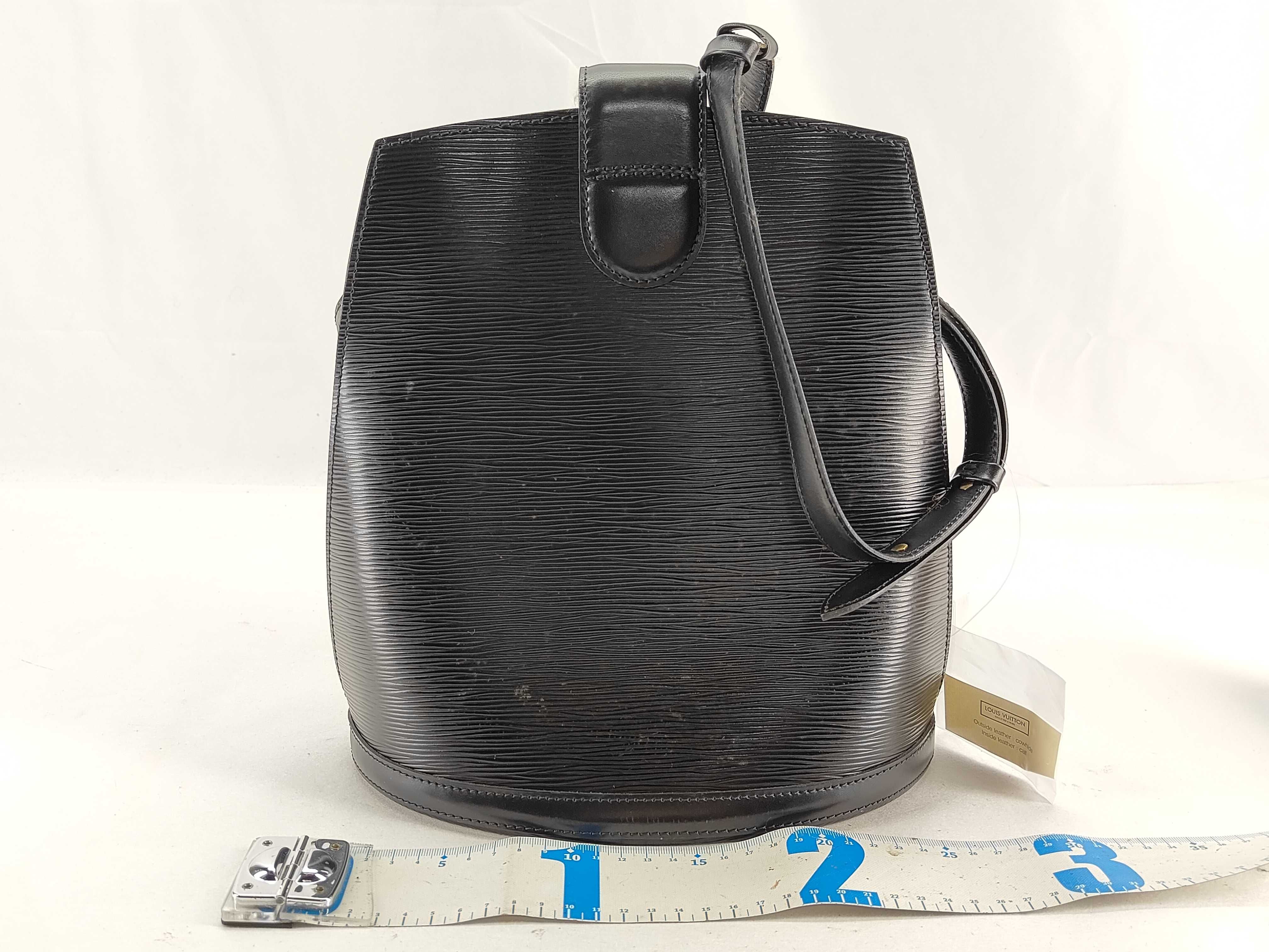 Epi LV Cluny Black Shoulder Bag — view 2