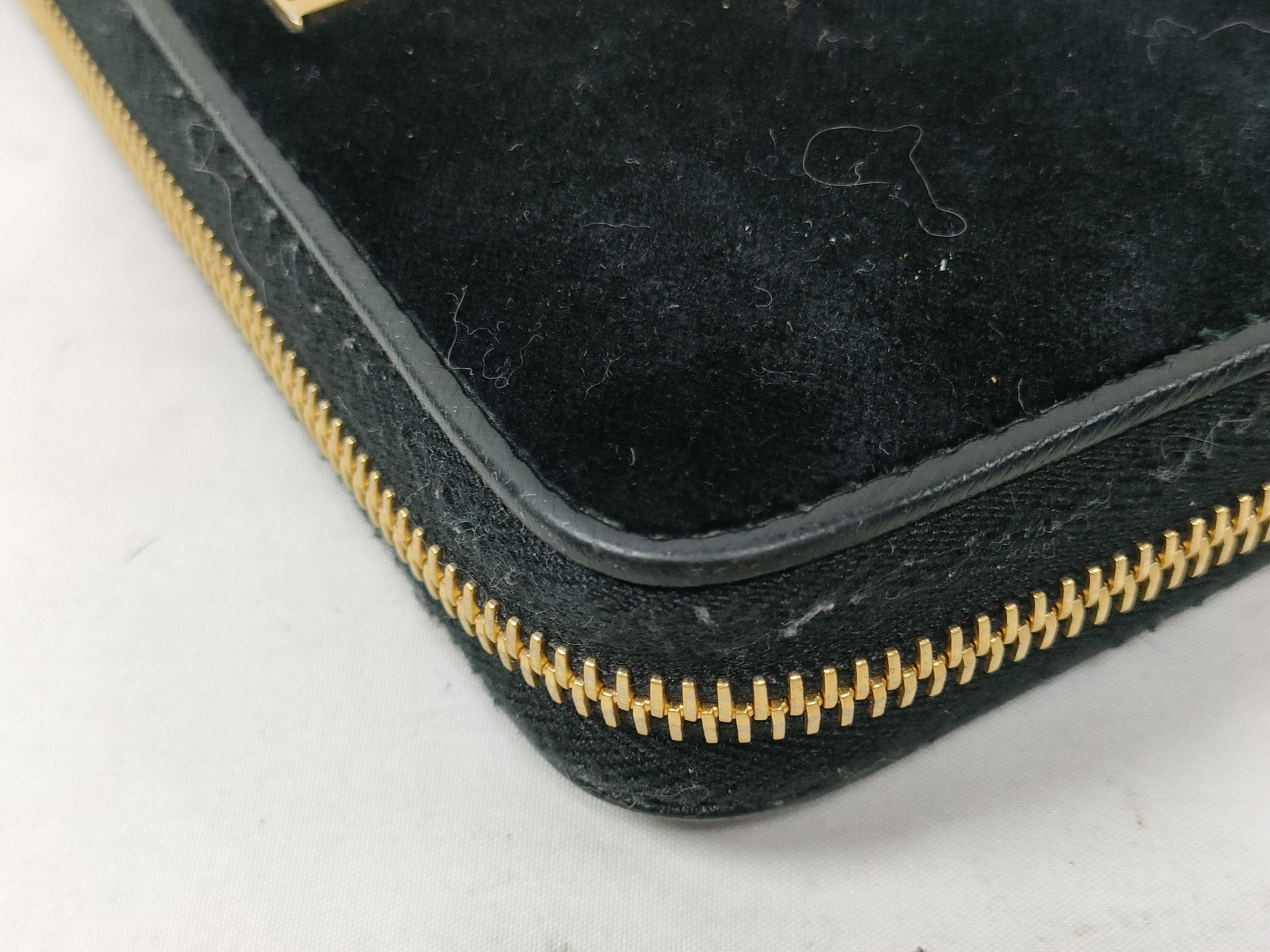 wallet — view 5