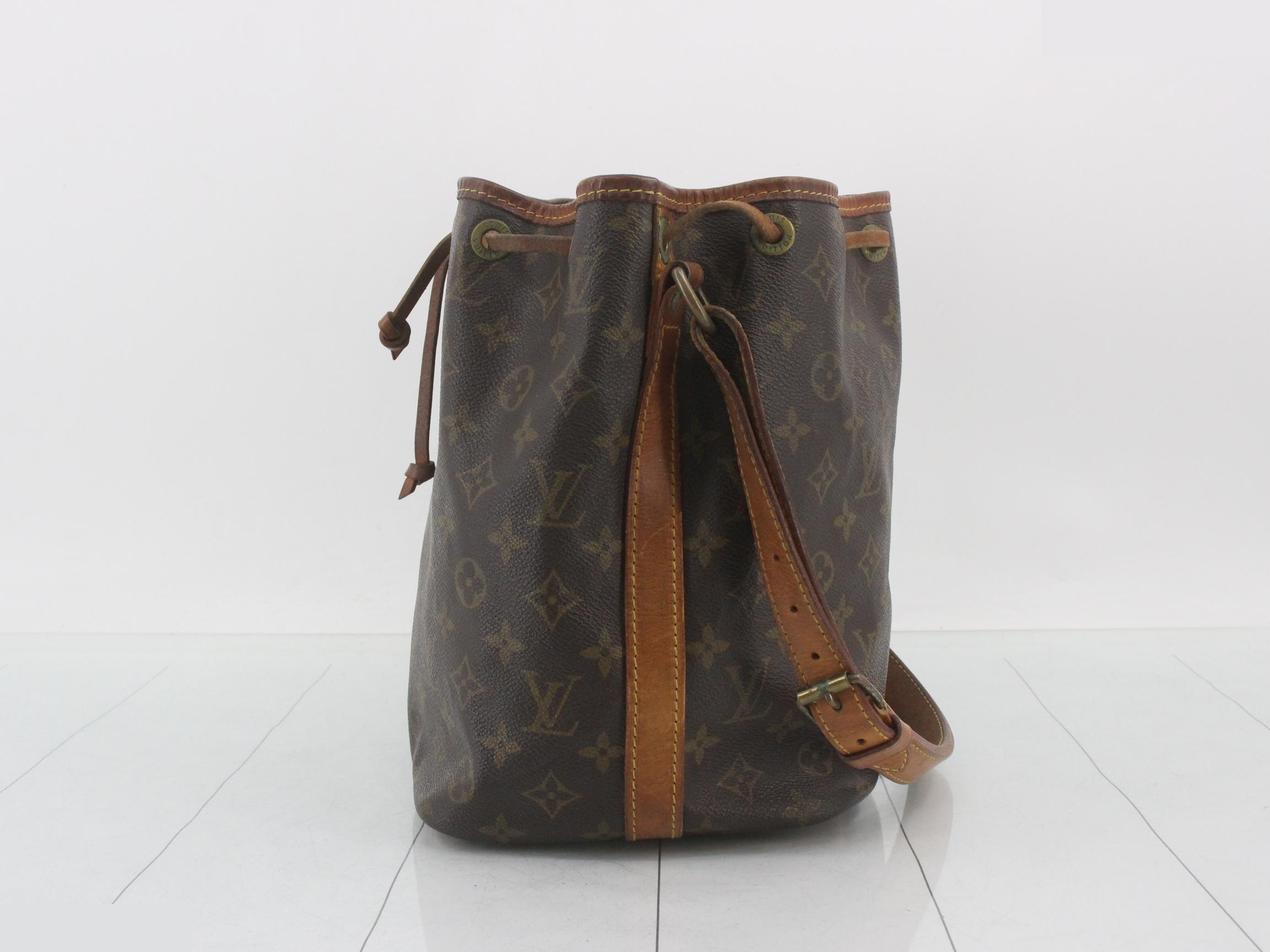 Monogram Petit Noé AR9001 (shows signs of wear and tear) — view 3