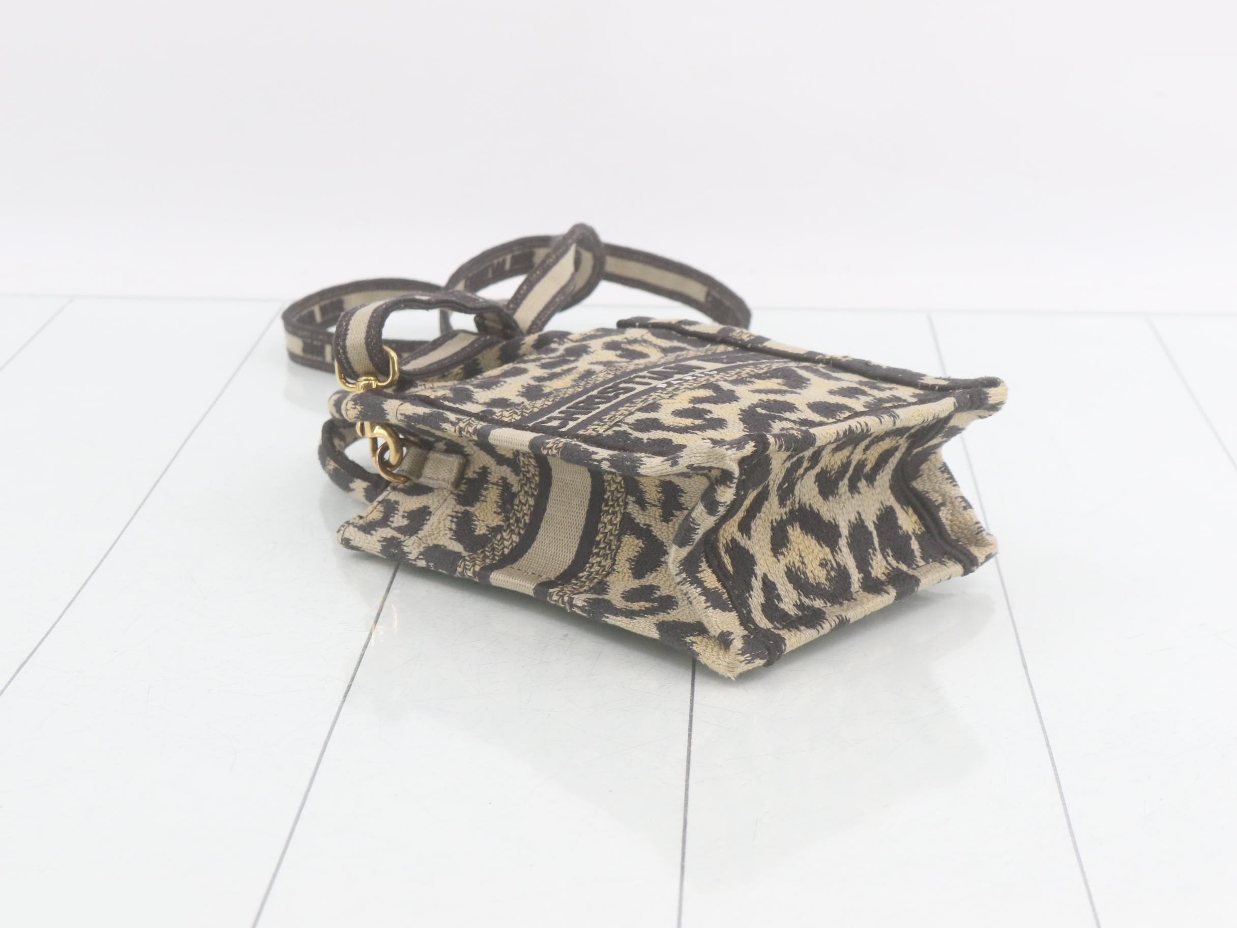 Book Tote Bag, Leopard Print, 2-Way, with Strap — view 5