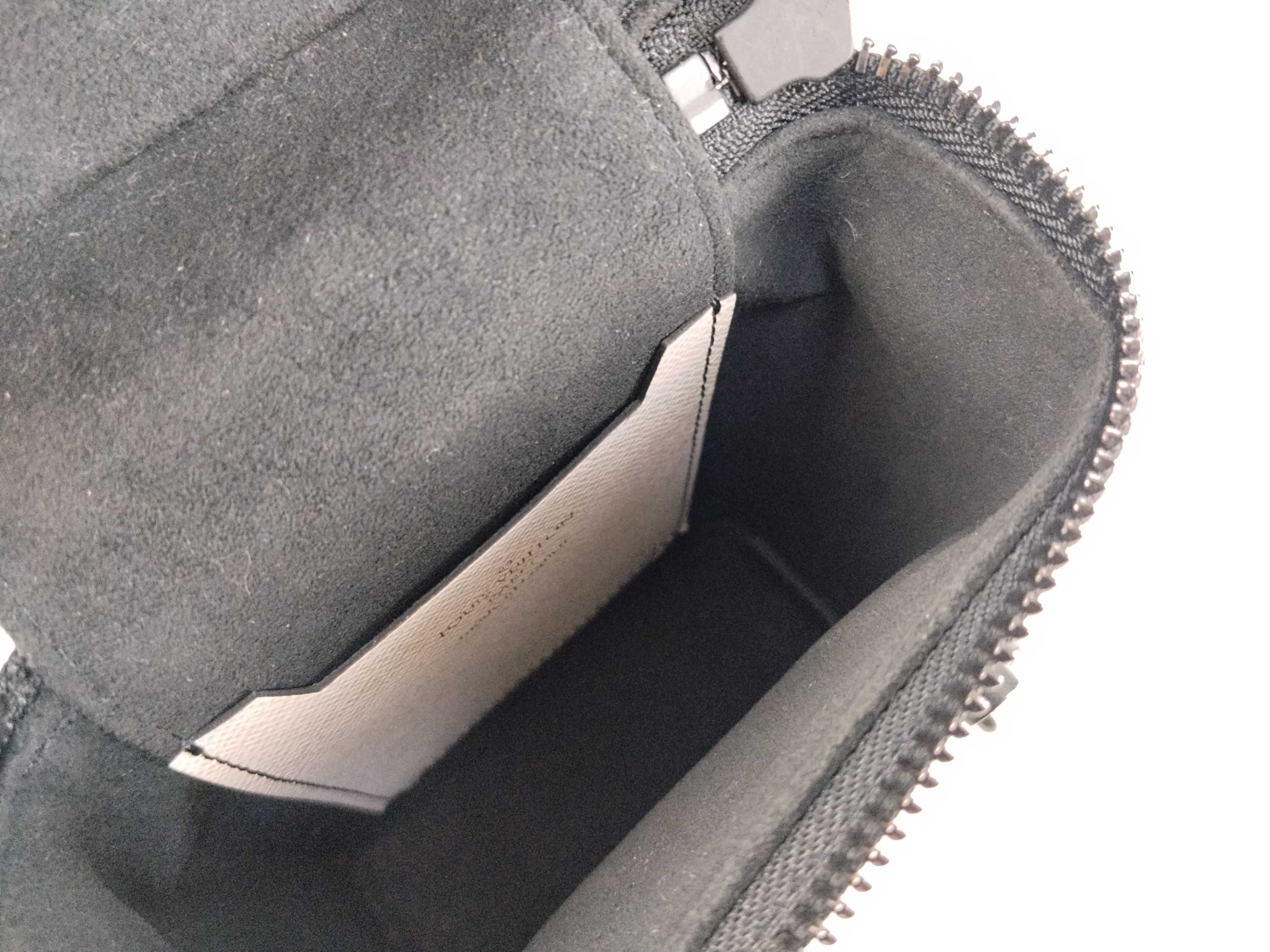 Epi Louis Vuitton Box Shoulder Bag — view 9