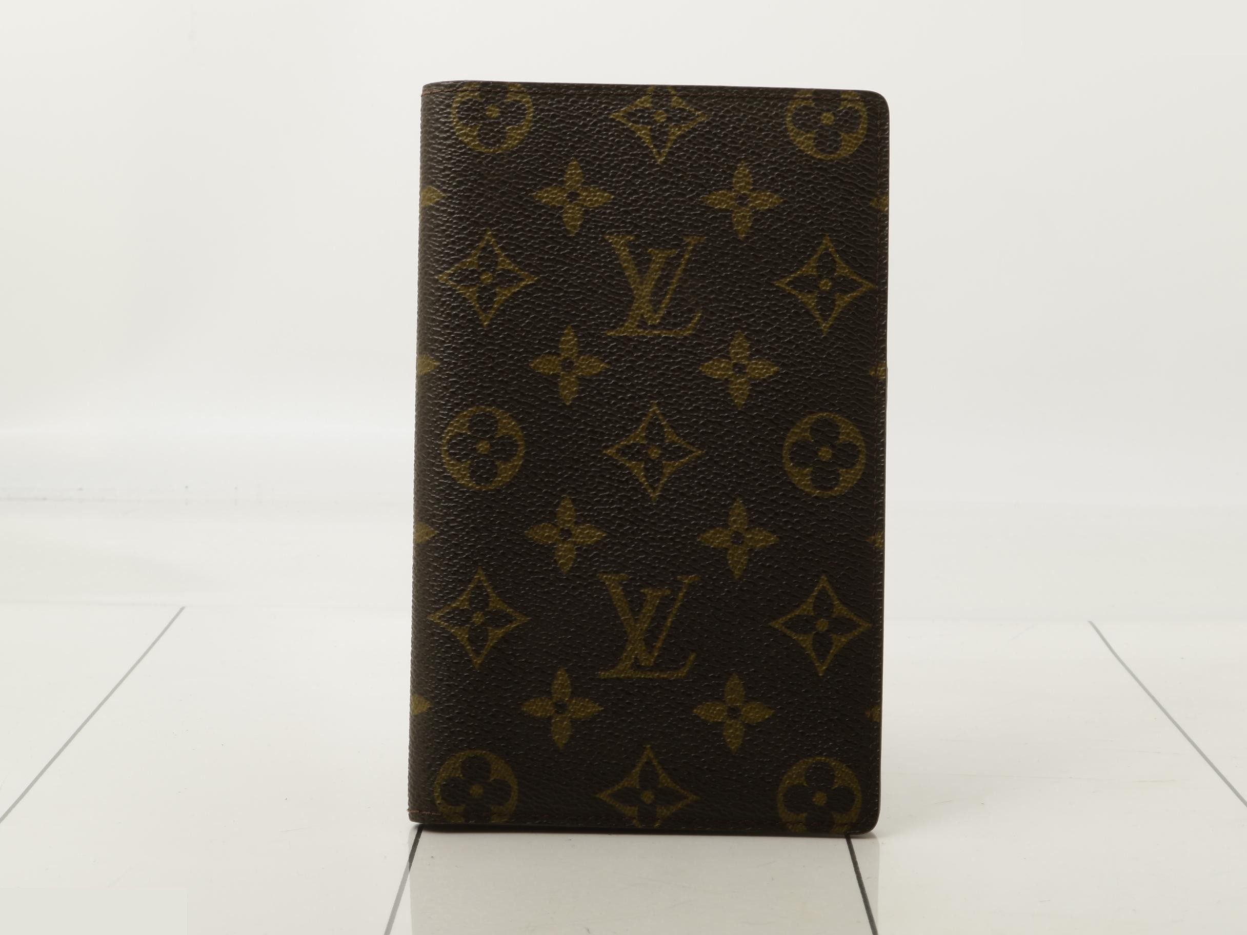 long wallet — view 2