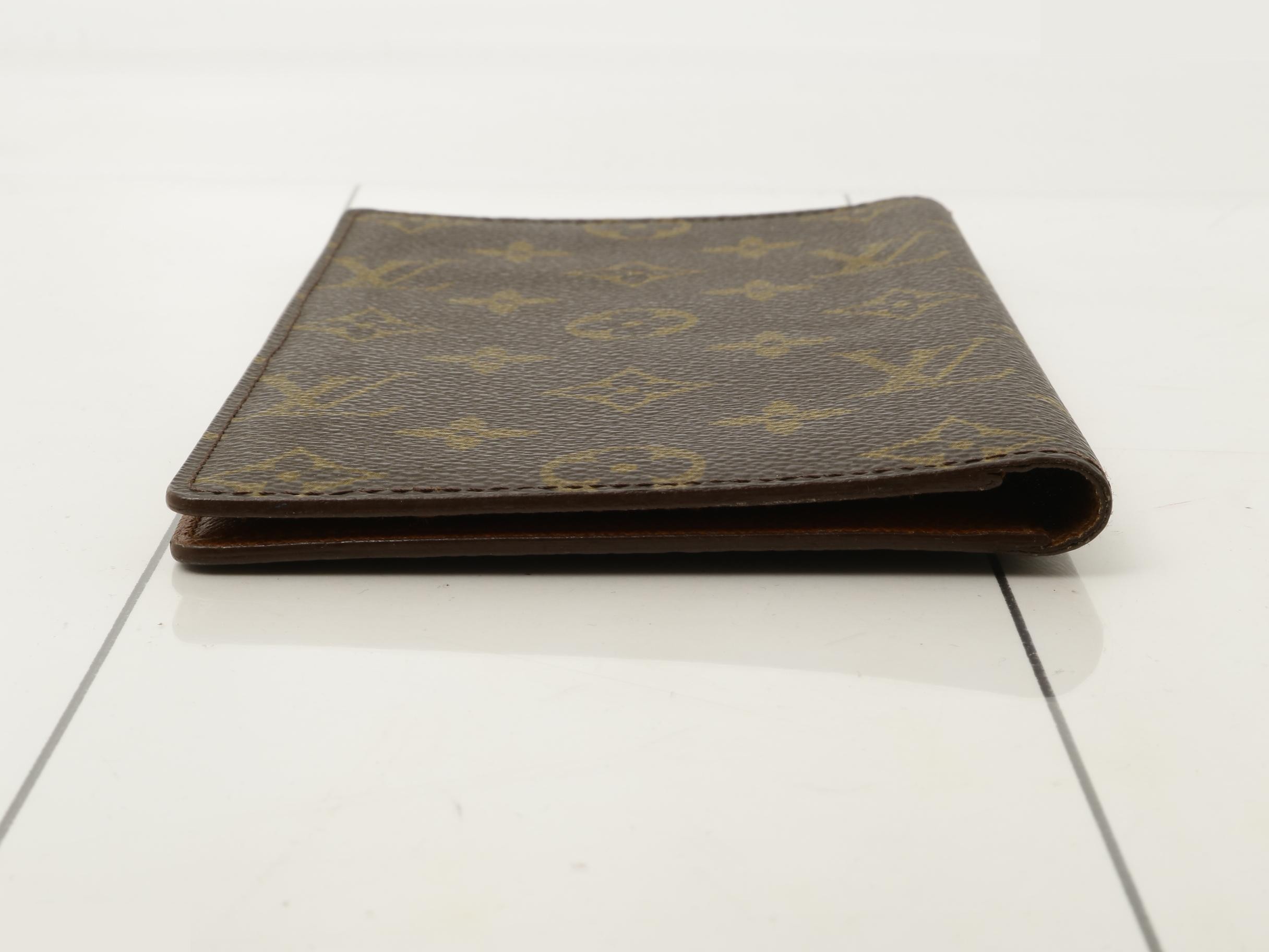 long wallet — view 3