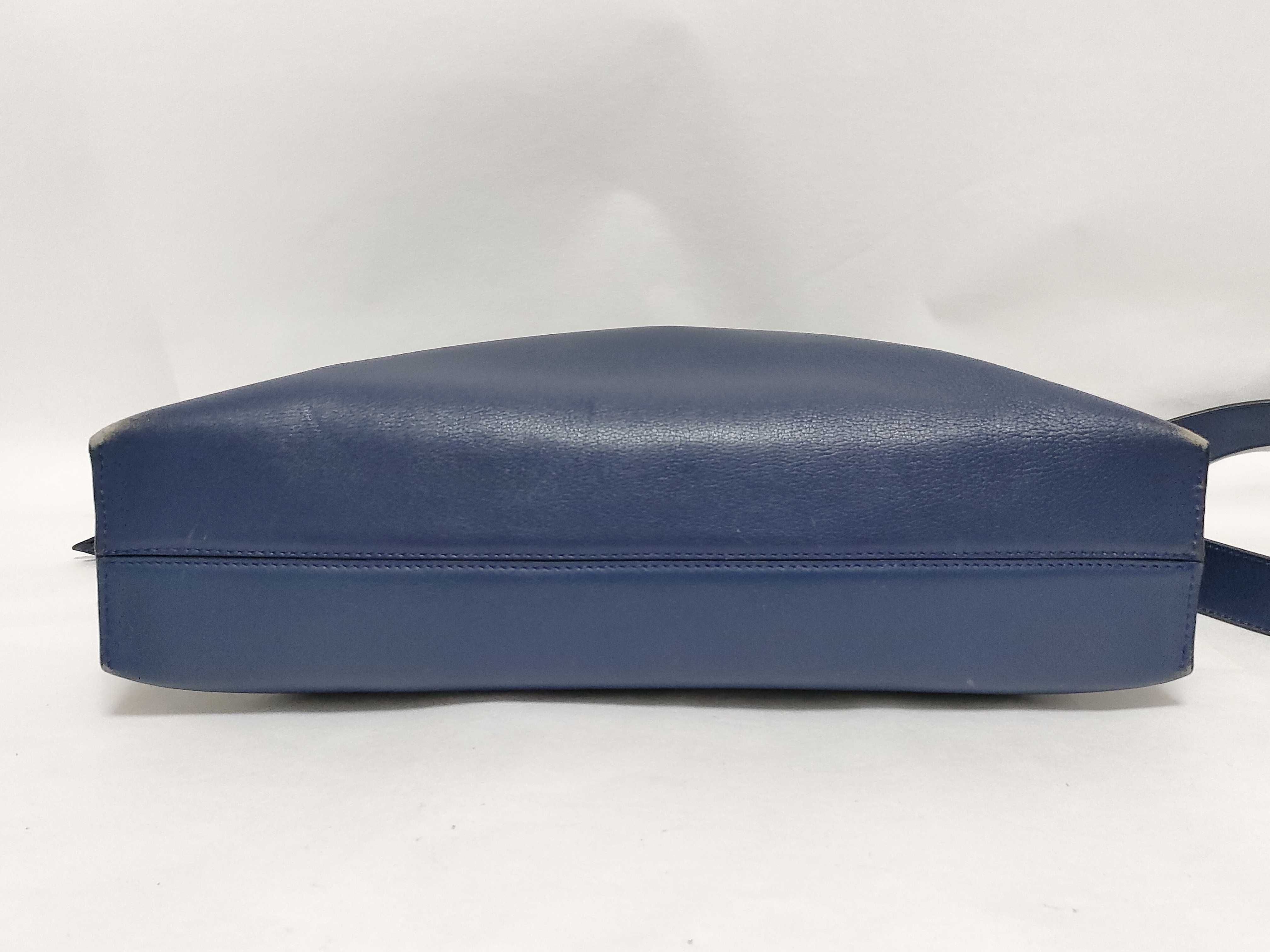 T Messenger Shoulder Bag, Blue — view 8