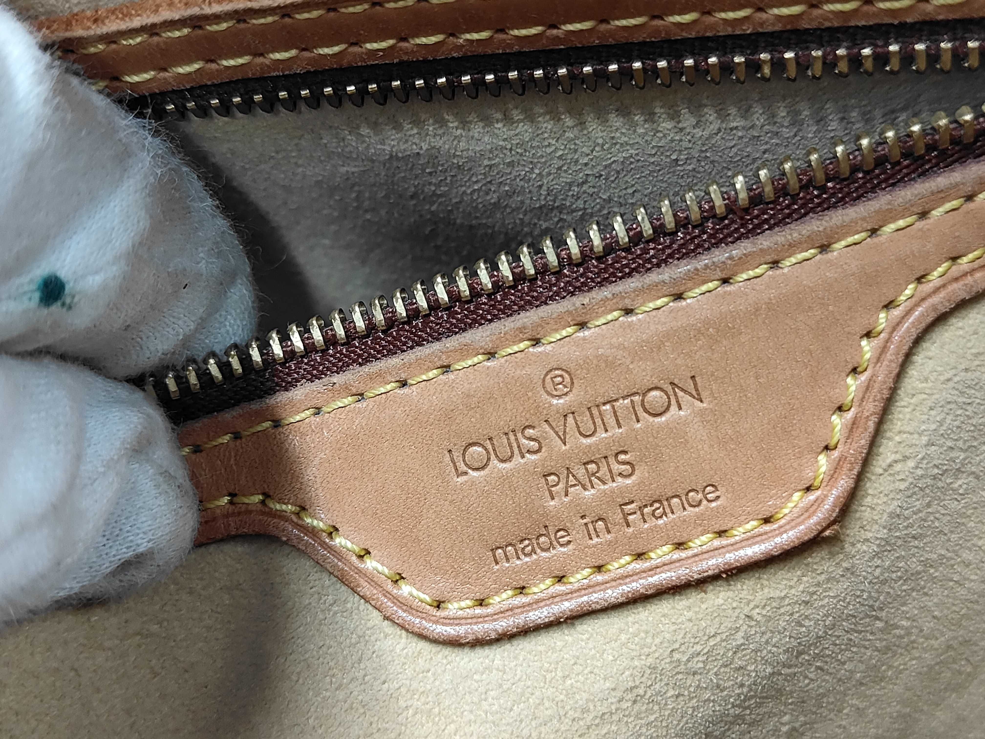 bag, Louis Vuitton shoulder bag — view 9
