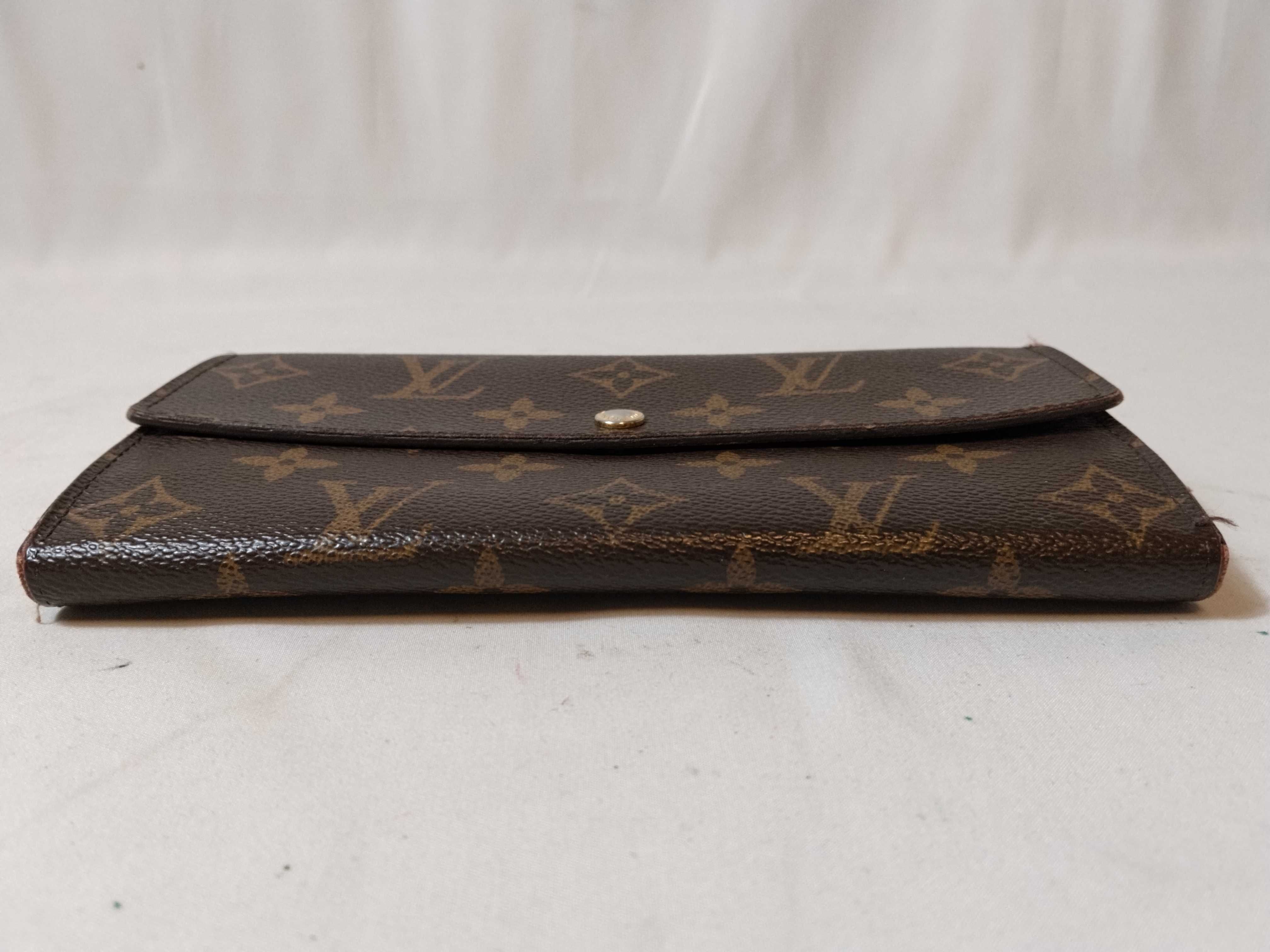 Monogram Portefeuille Sarah Wallet with Initials — view 3