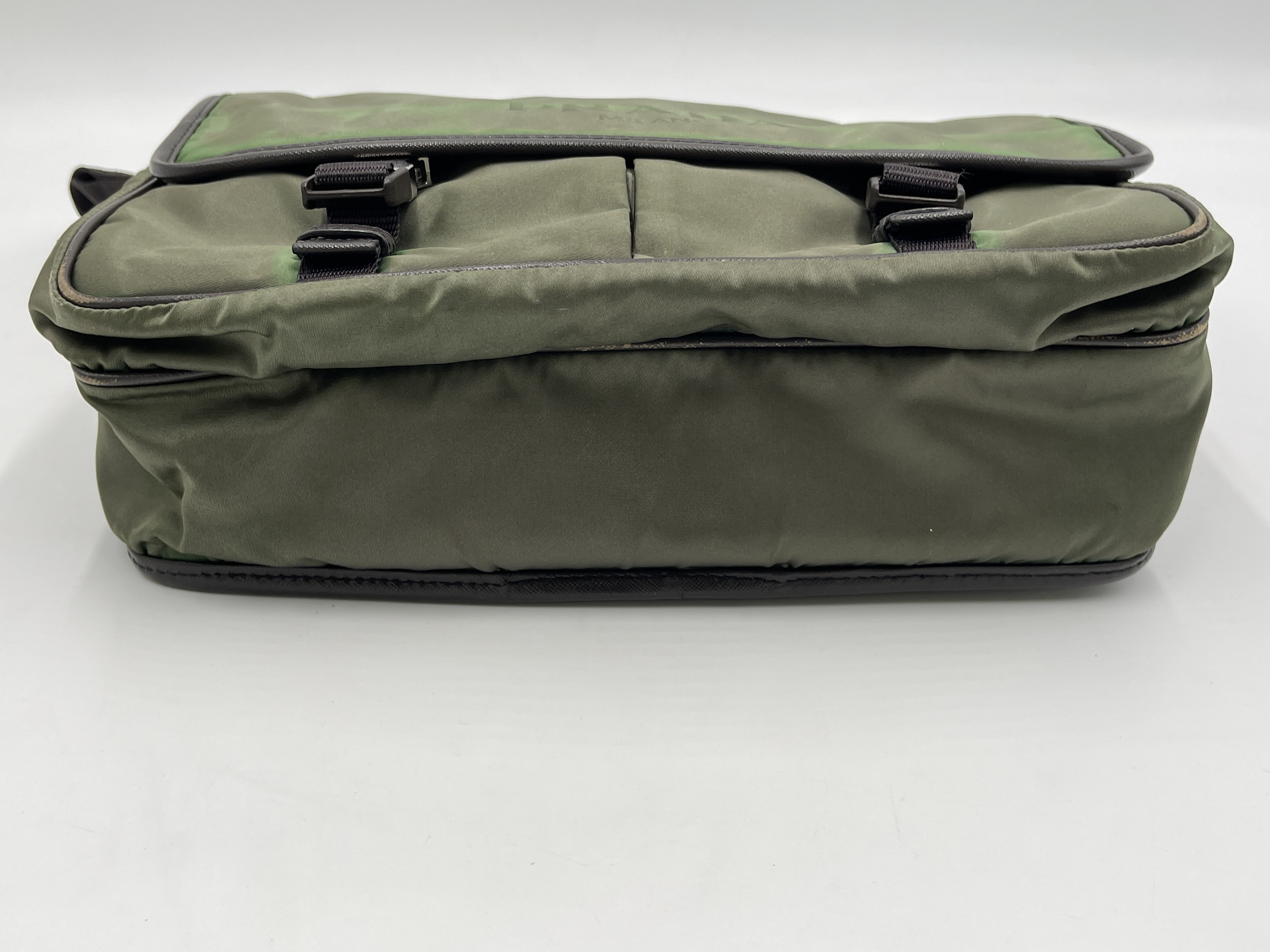Nylon Messenger Khaki VA0768 NYLON LOGO JACQ Shoulder Bag — view 6