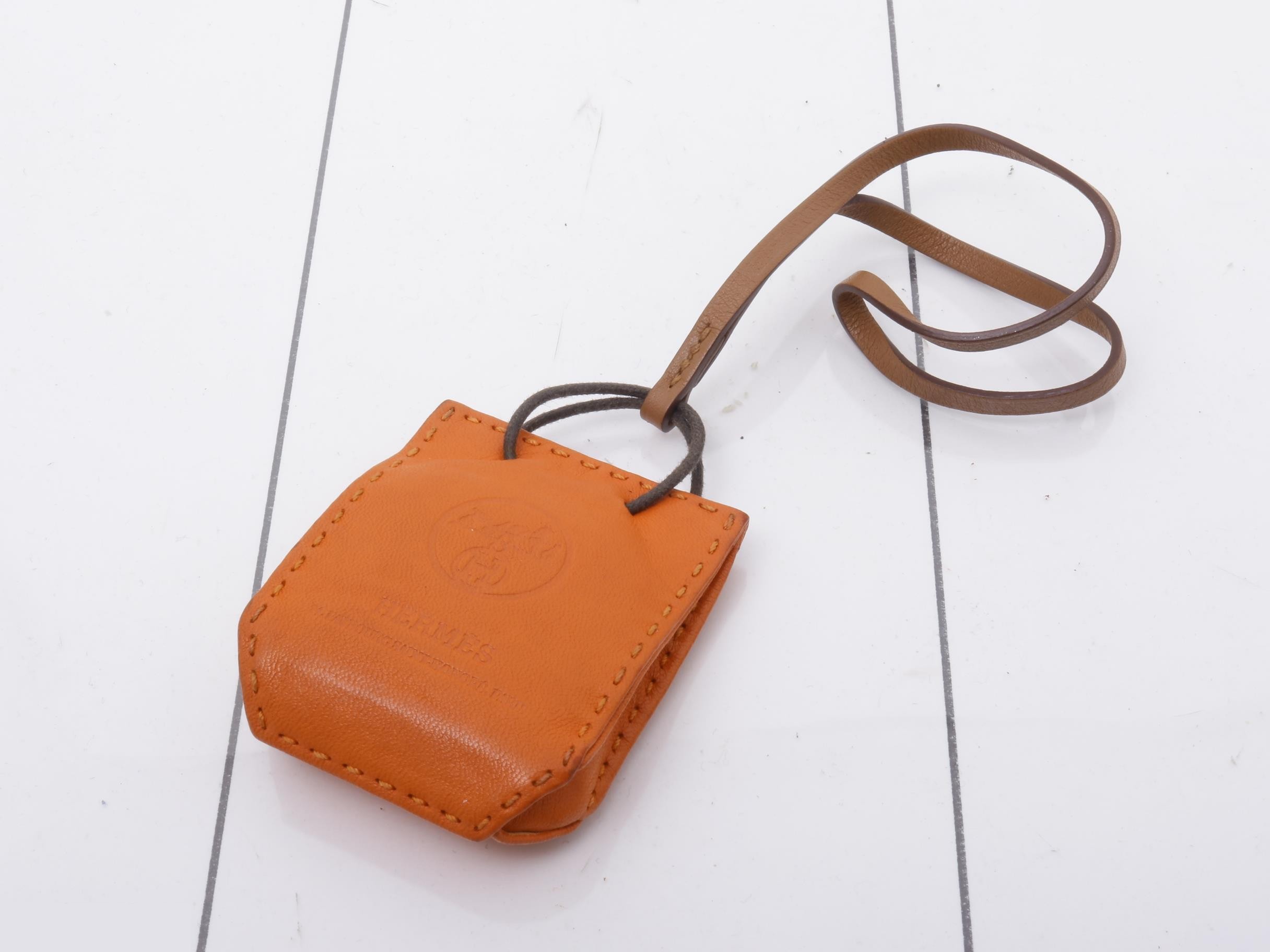 Charm Sac Orange