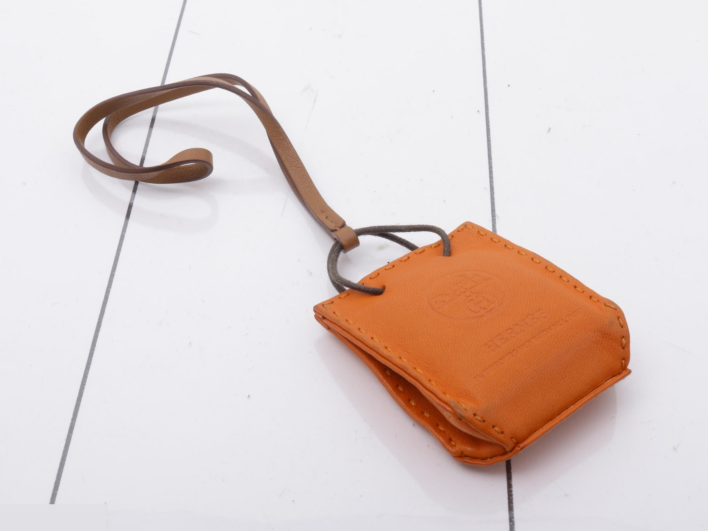 Charm Sac Orange — view 2