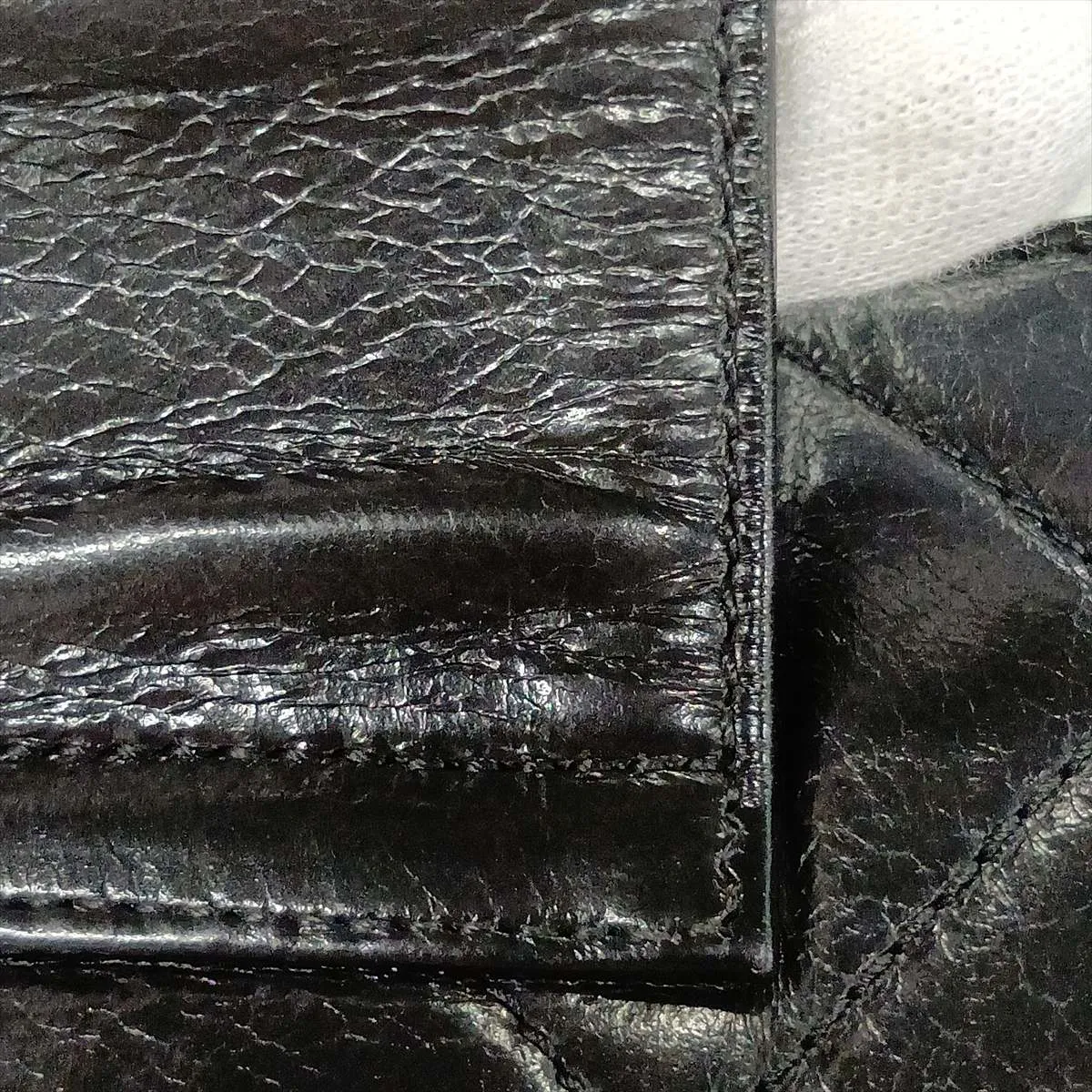 Matelassé Leather Chain Shoulder Bag, Black with Gunmetal Hardware, Item Number 19744177 (Serial Number in the 19th range) — view 15