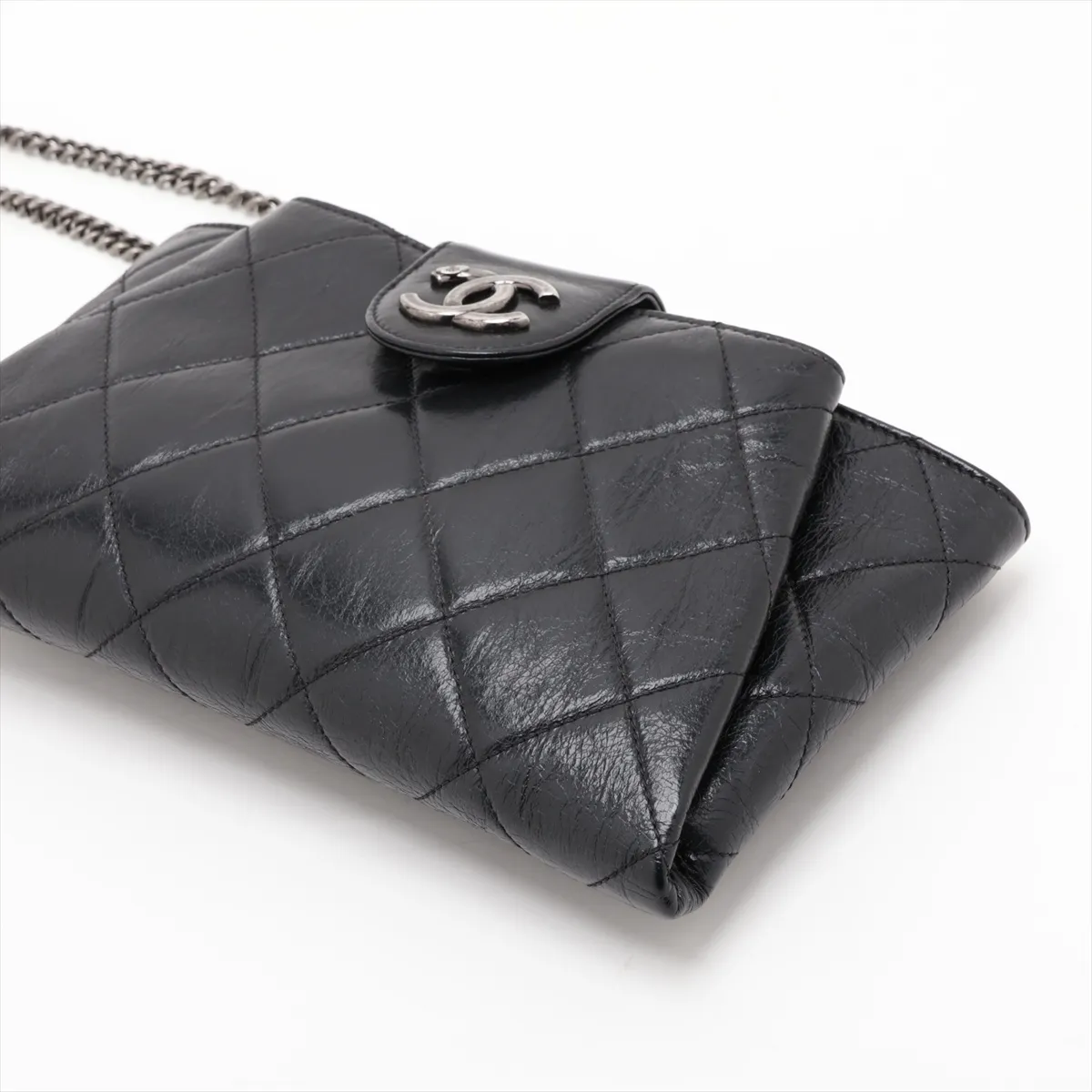 Matelassé Leather Chain Shoulder Bag, Black with Gunmetal Hardware, Item Number 19744177 (Serial Number in the 19th range) — view 3