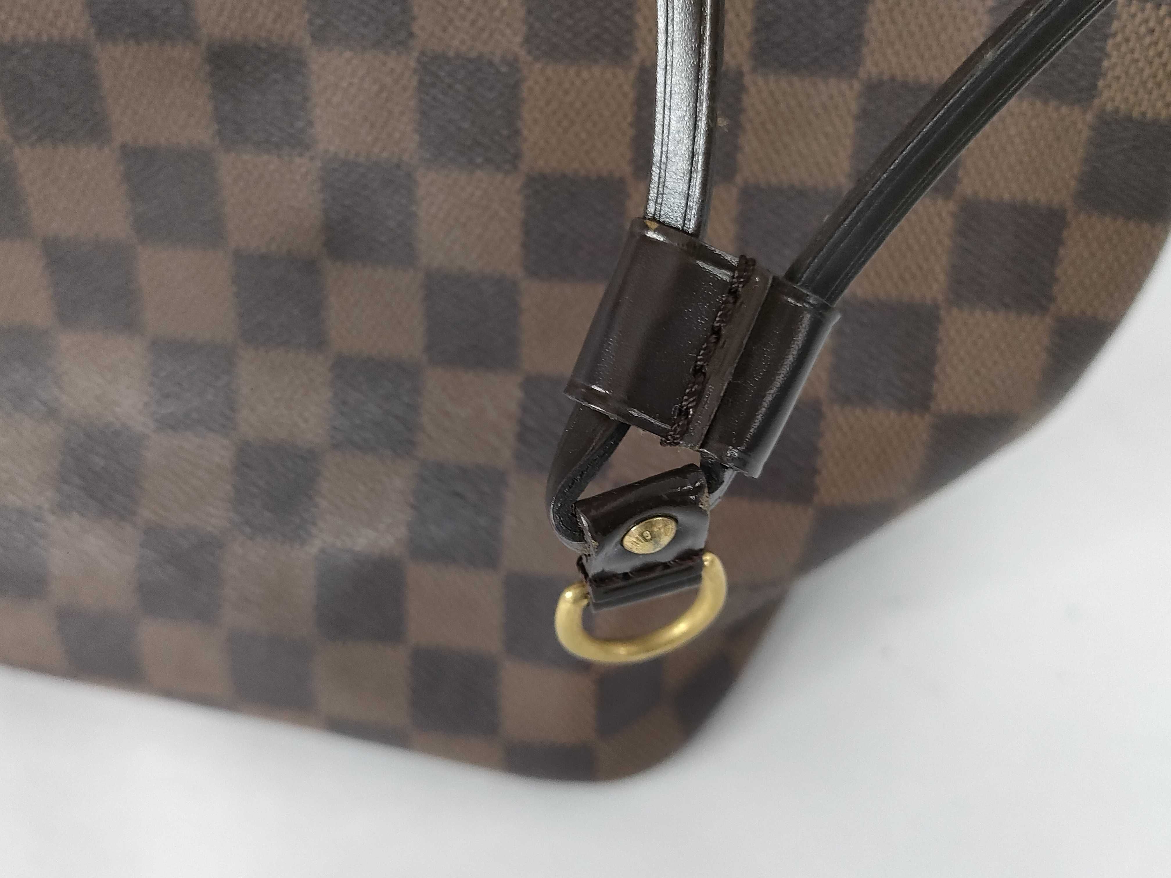 Damier Louis Vuitton Damier Neverfull MM N41358 Tote Bag — view 15