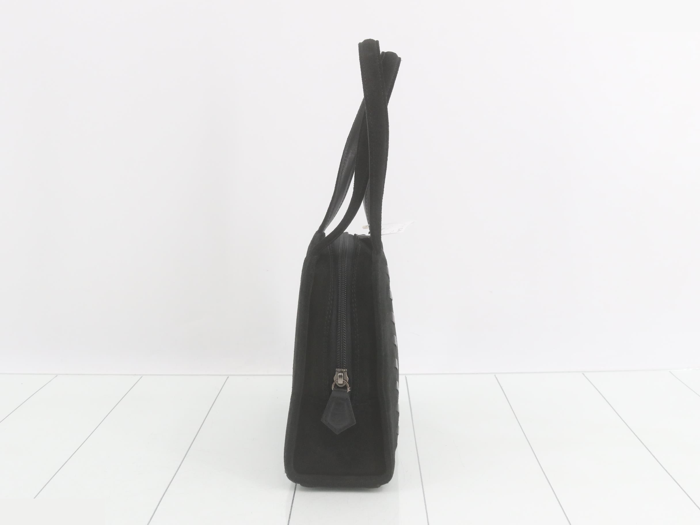 Rectangular handbag, approximately 22 cm wide — view 4