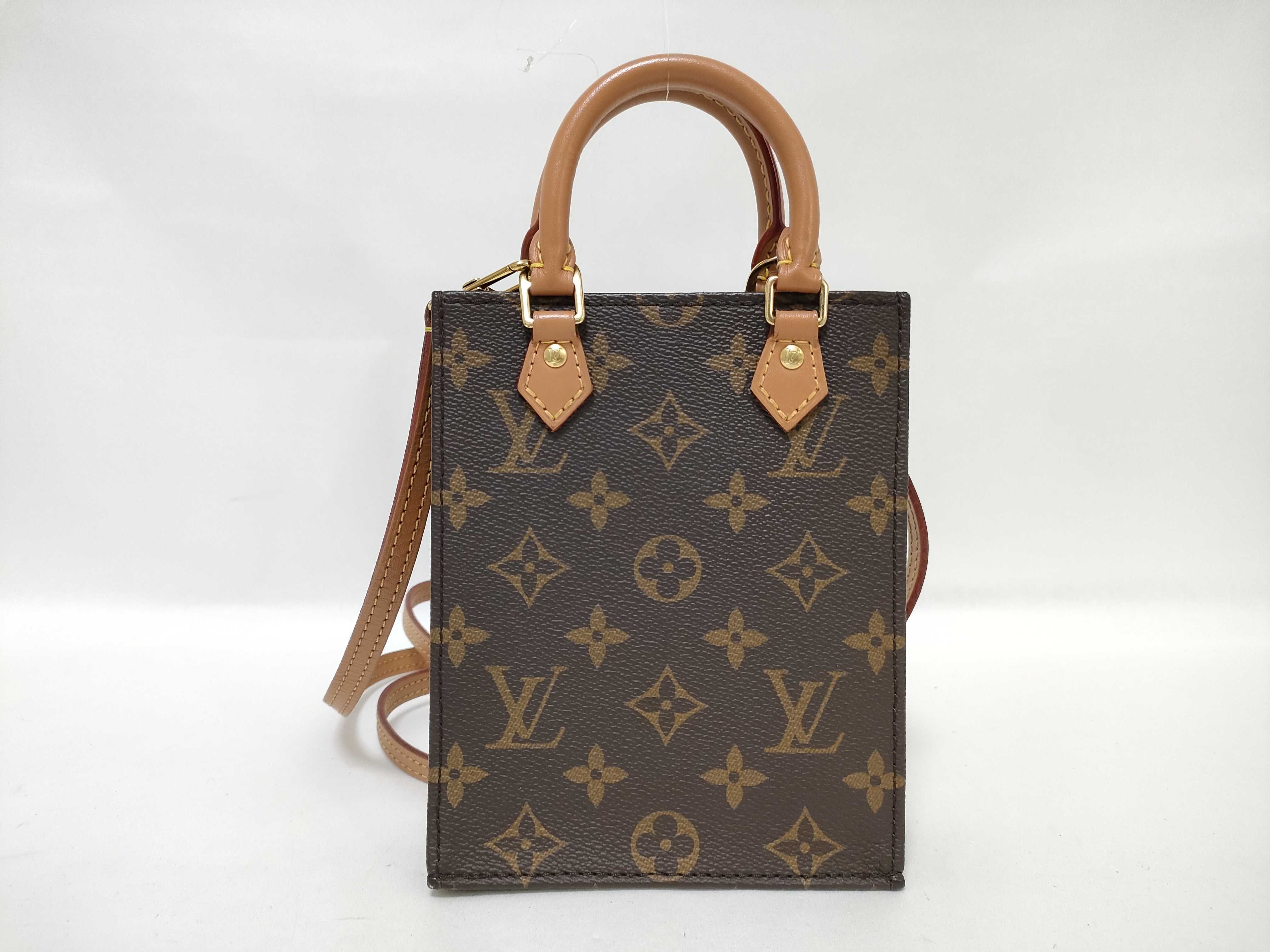Monogram Louis Vuitton Petit Sac Pla Handbag