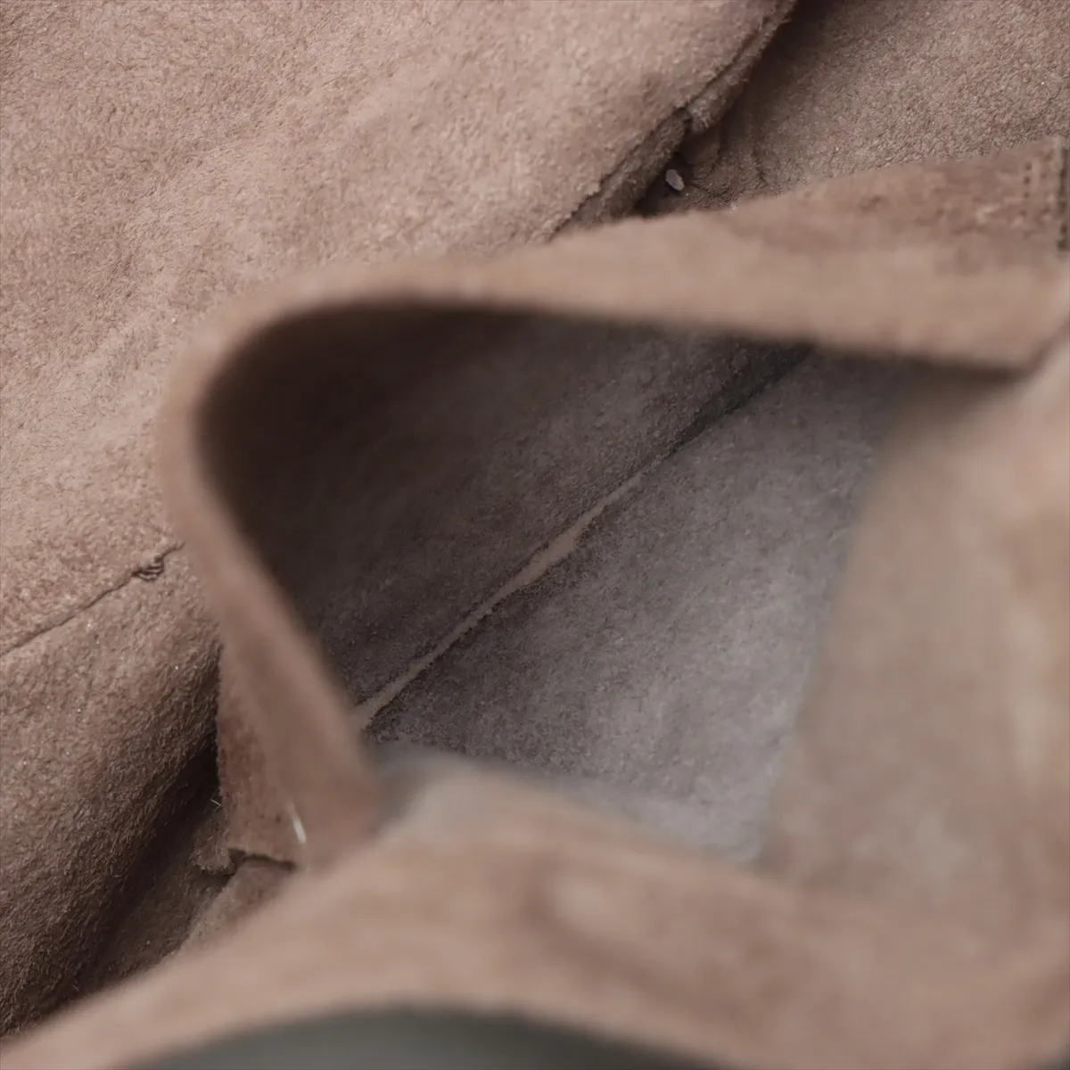 Intrecciato Leather Shoulder Bag Gray — view 8