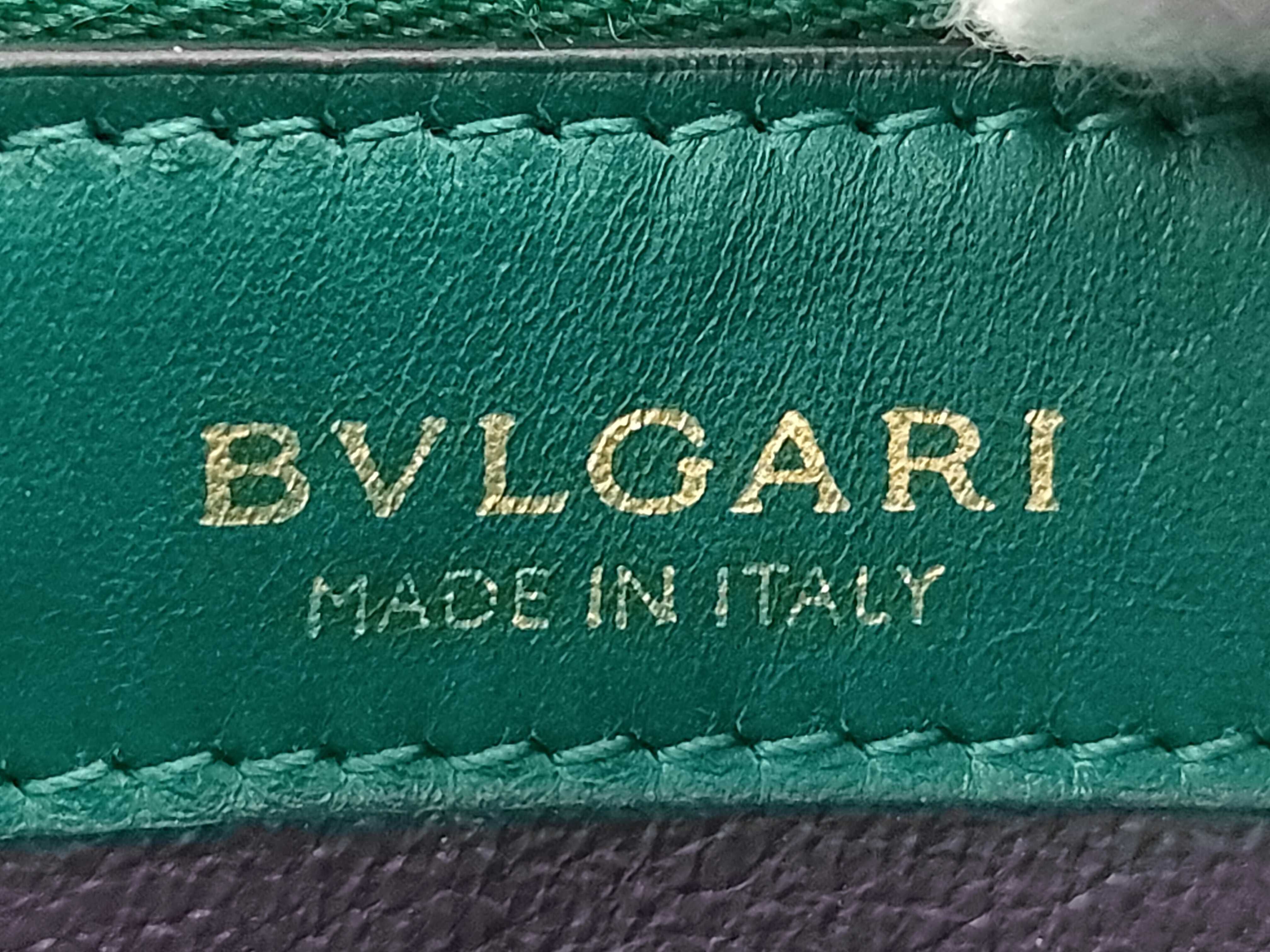 wallet — view 6