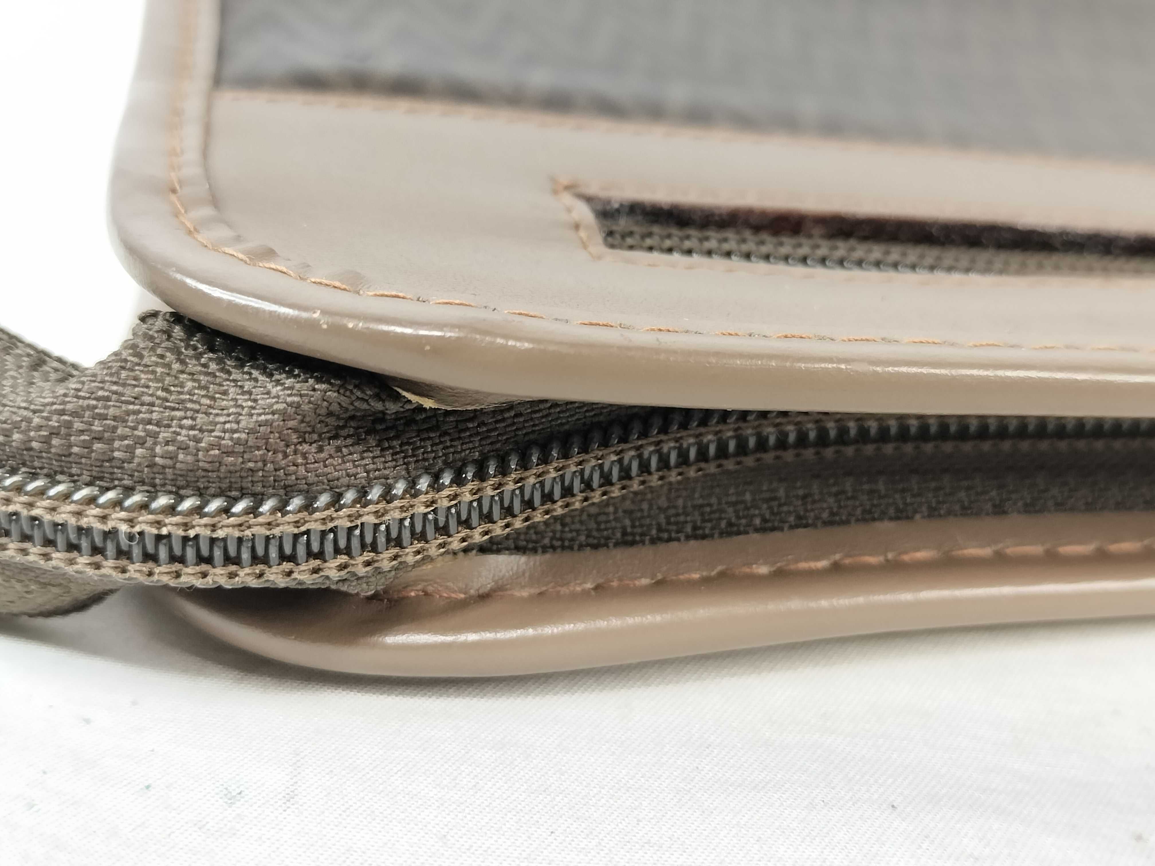 MARIO Valentino V-logo brown clutch bag, second bag — view 3