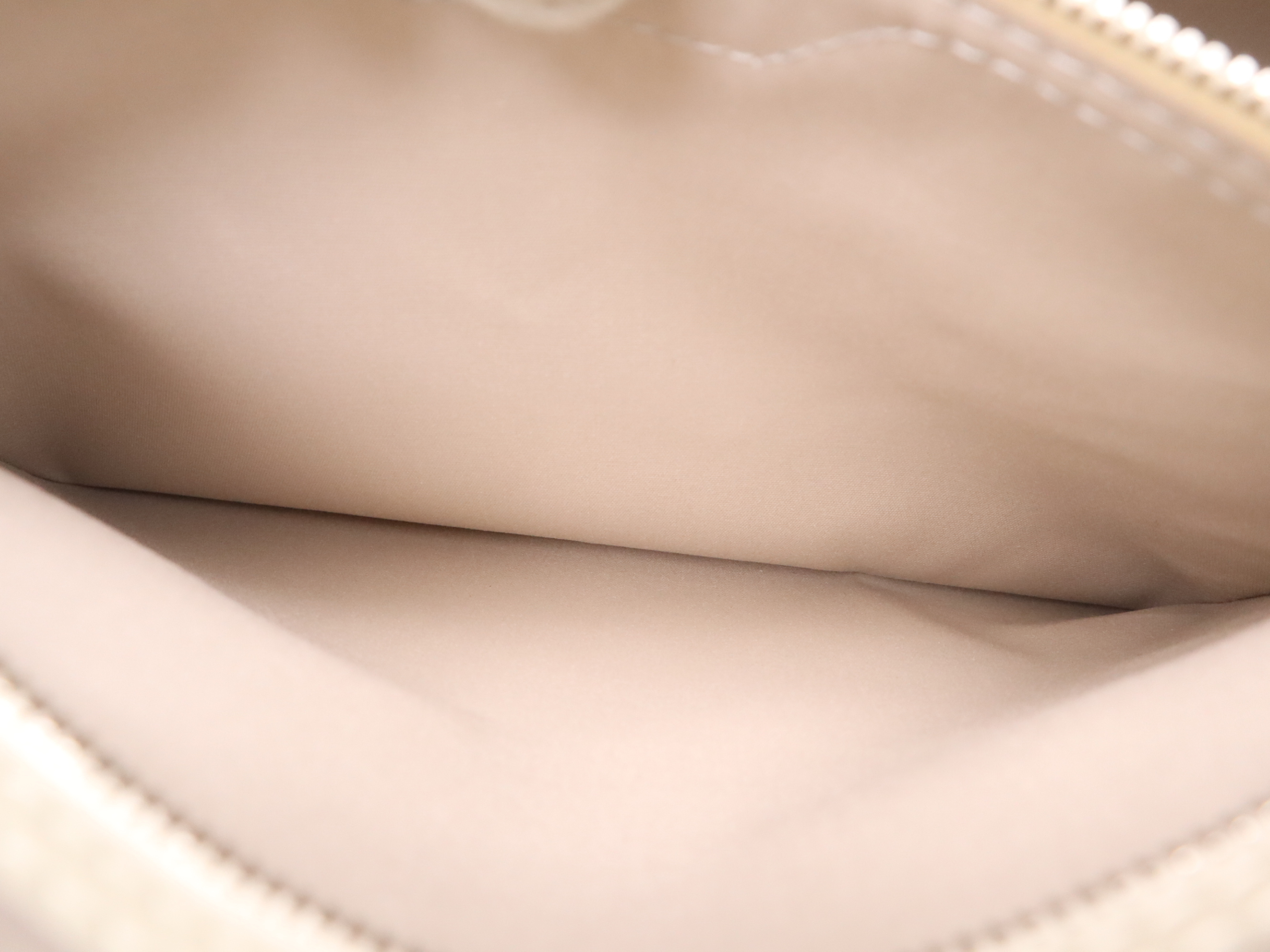 M40330 Epi Blair MM Handbag — view 13