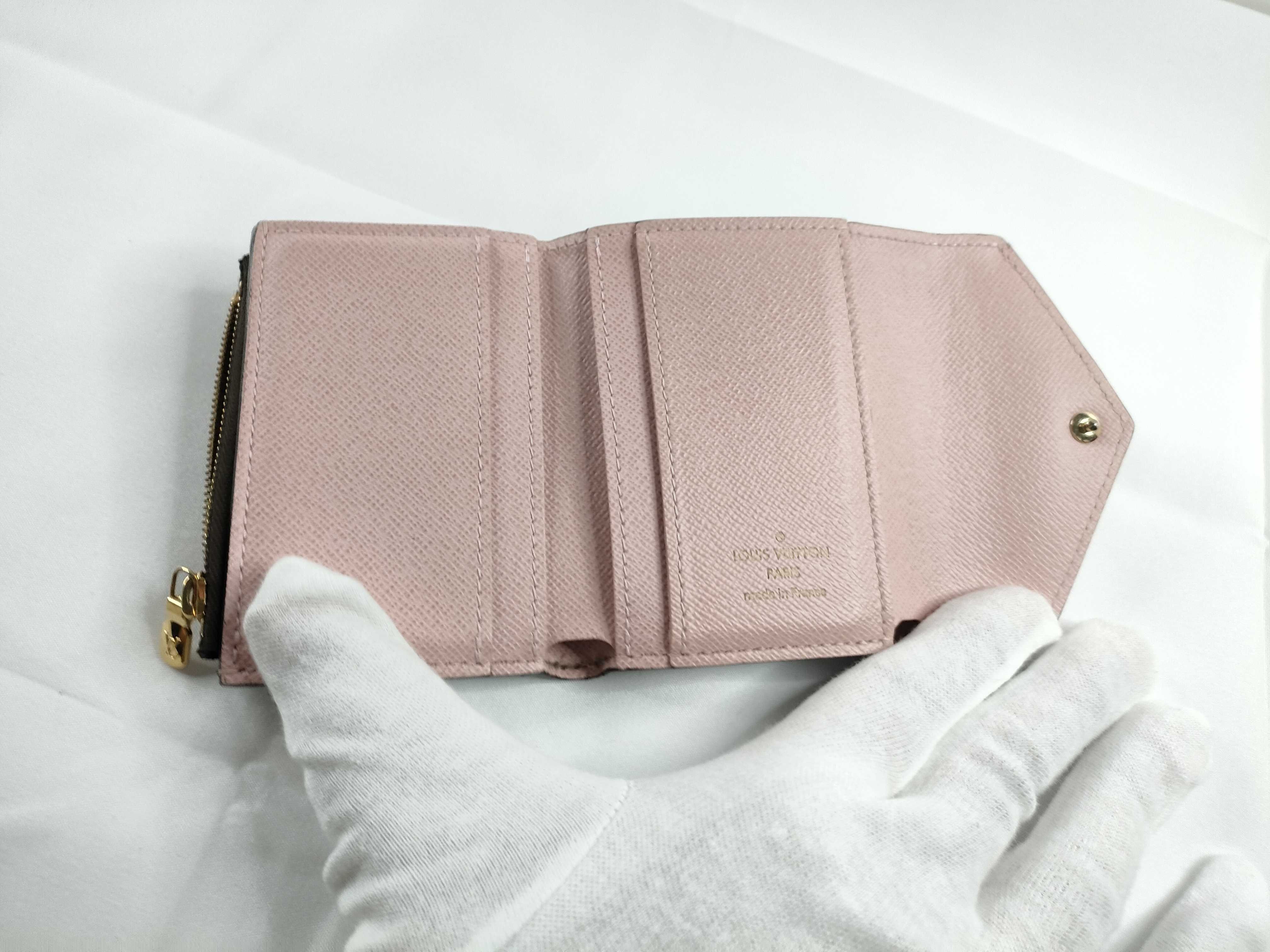 Monogram Louis Vuitton Monogram Portefeuille Victorine M62933 Wallet — view 9