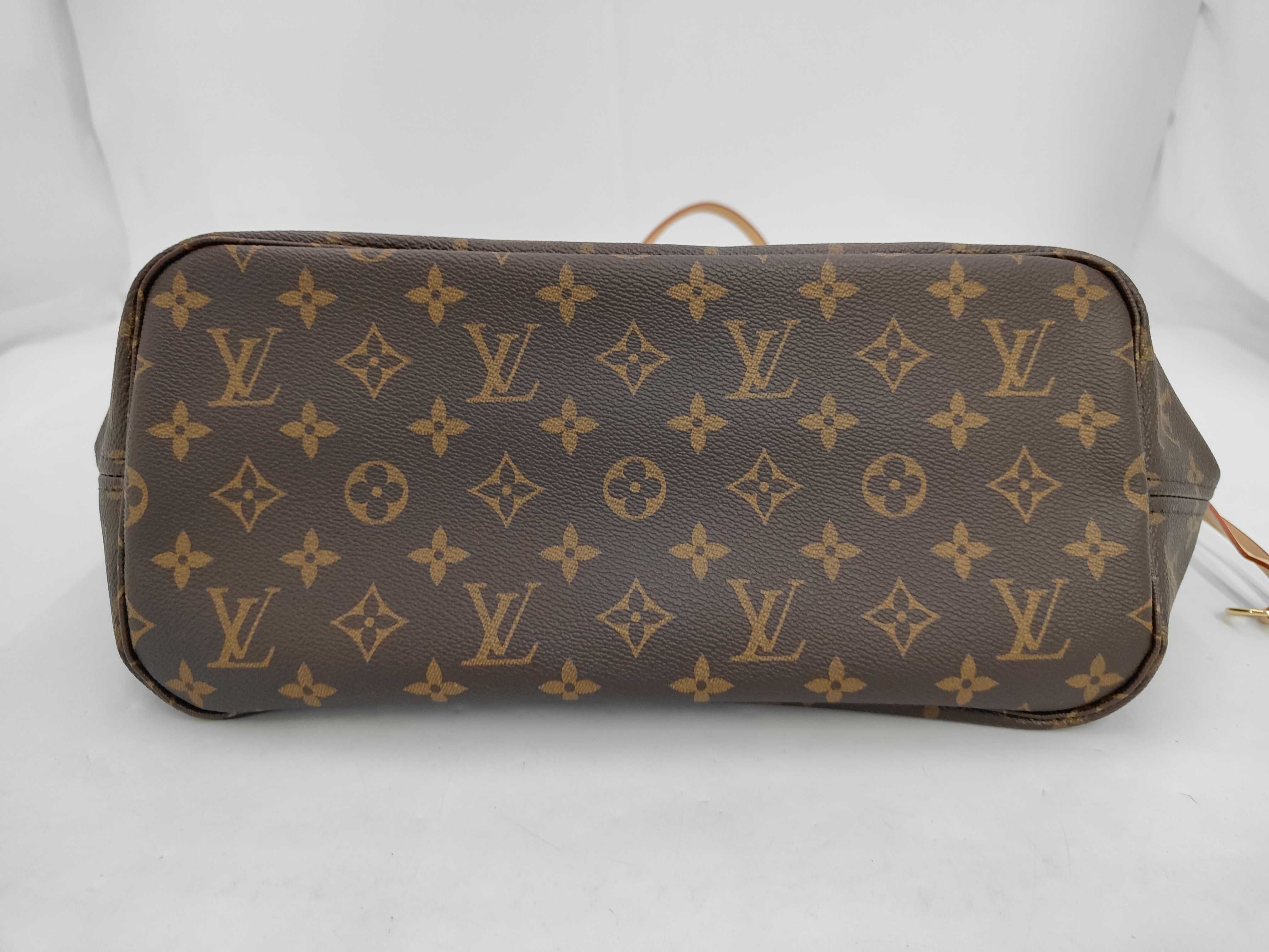 LV Neverfull MM M46975 Monogram Tote Bag — view 10