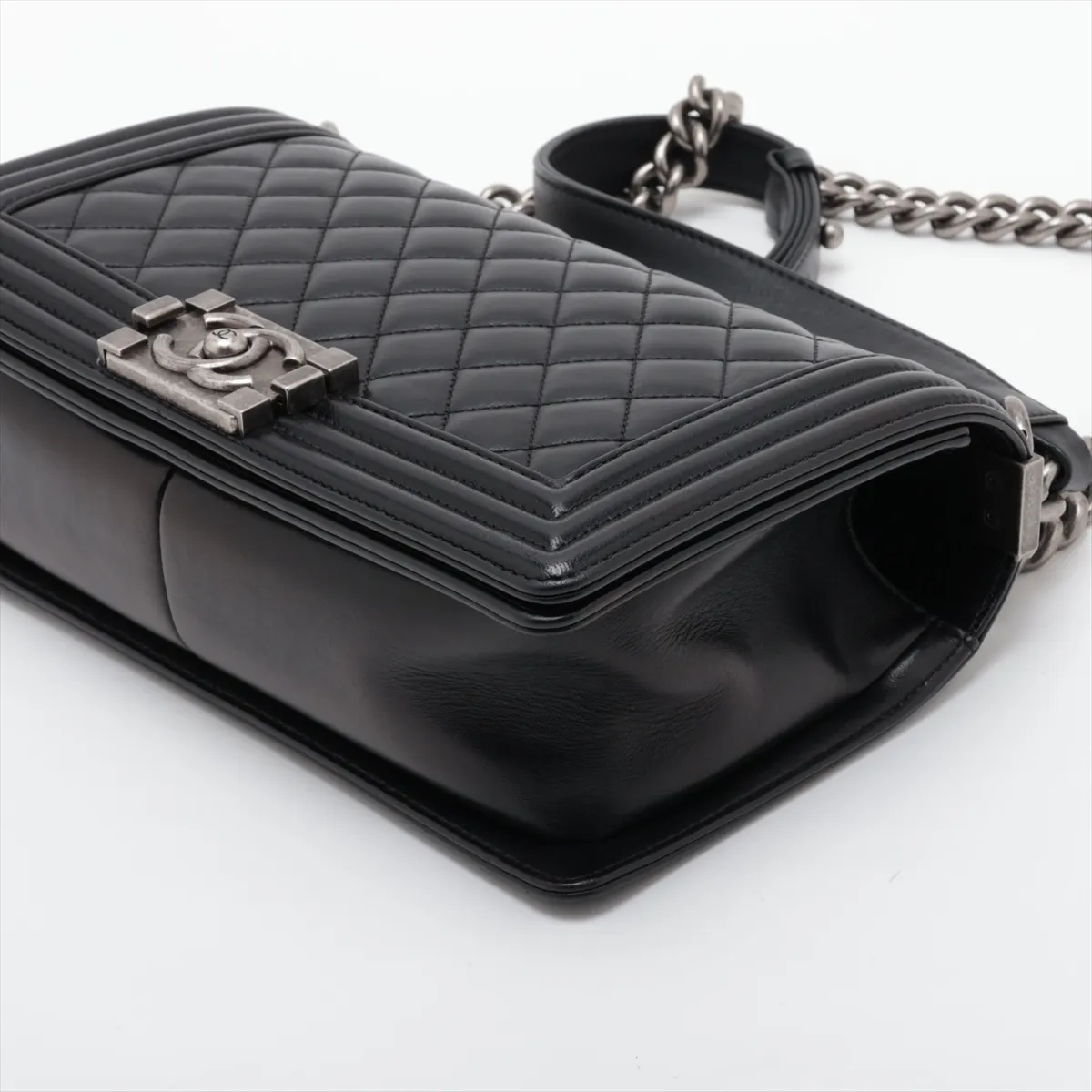 Boy Chanel 25 Lambskin Chain Shoulder Bag, Black with Gunmetal Hardware, 24831940, Serial Number 24, A67086 — view 3