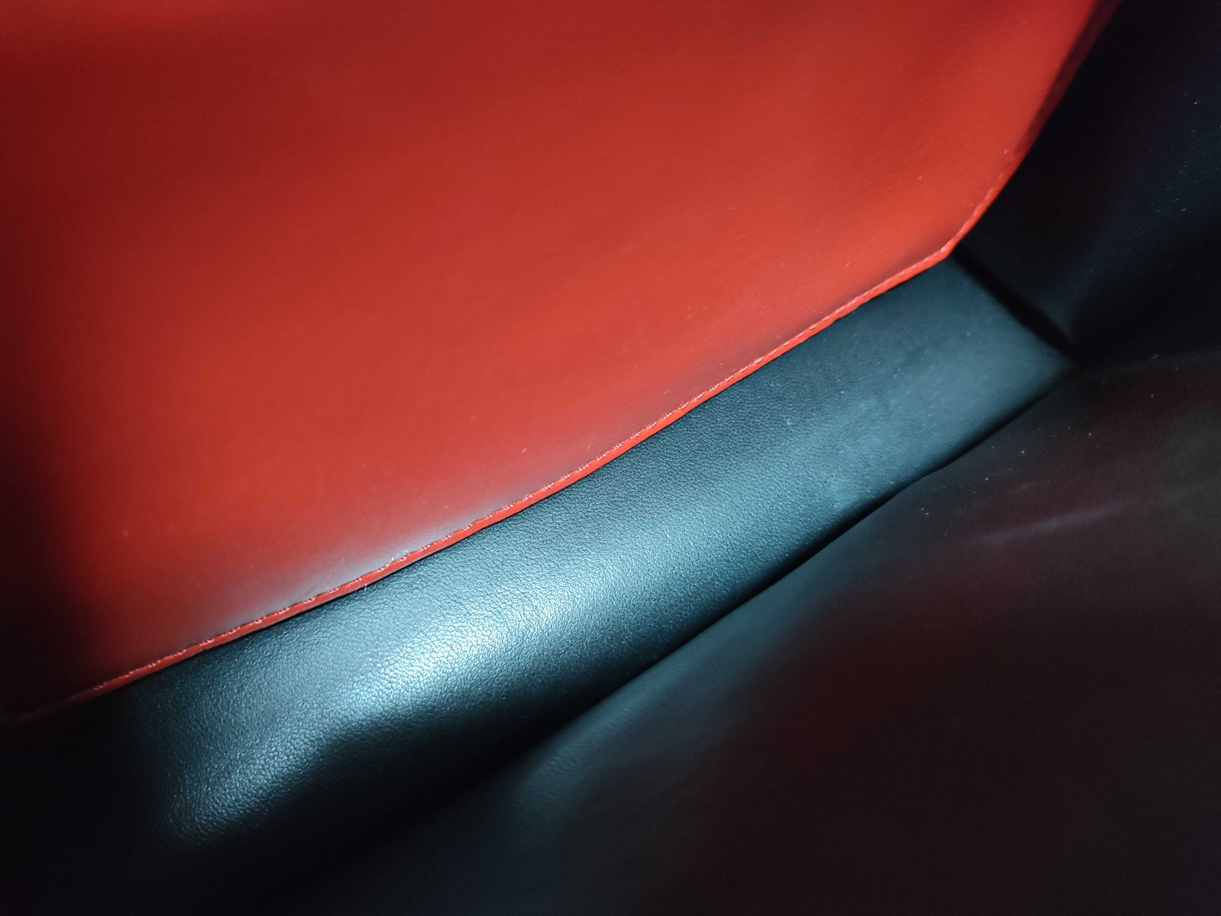 Barcelona Leather Shoulder Bag, Red — view 14