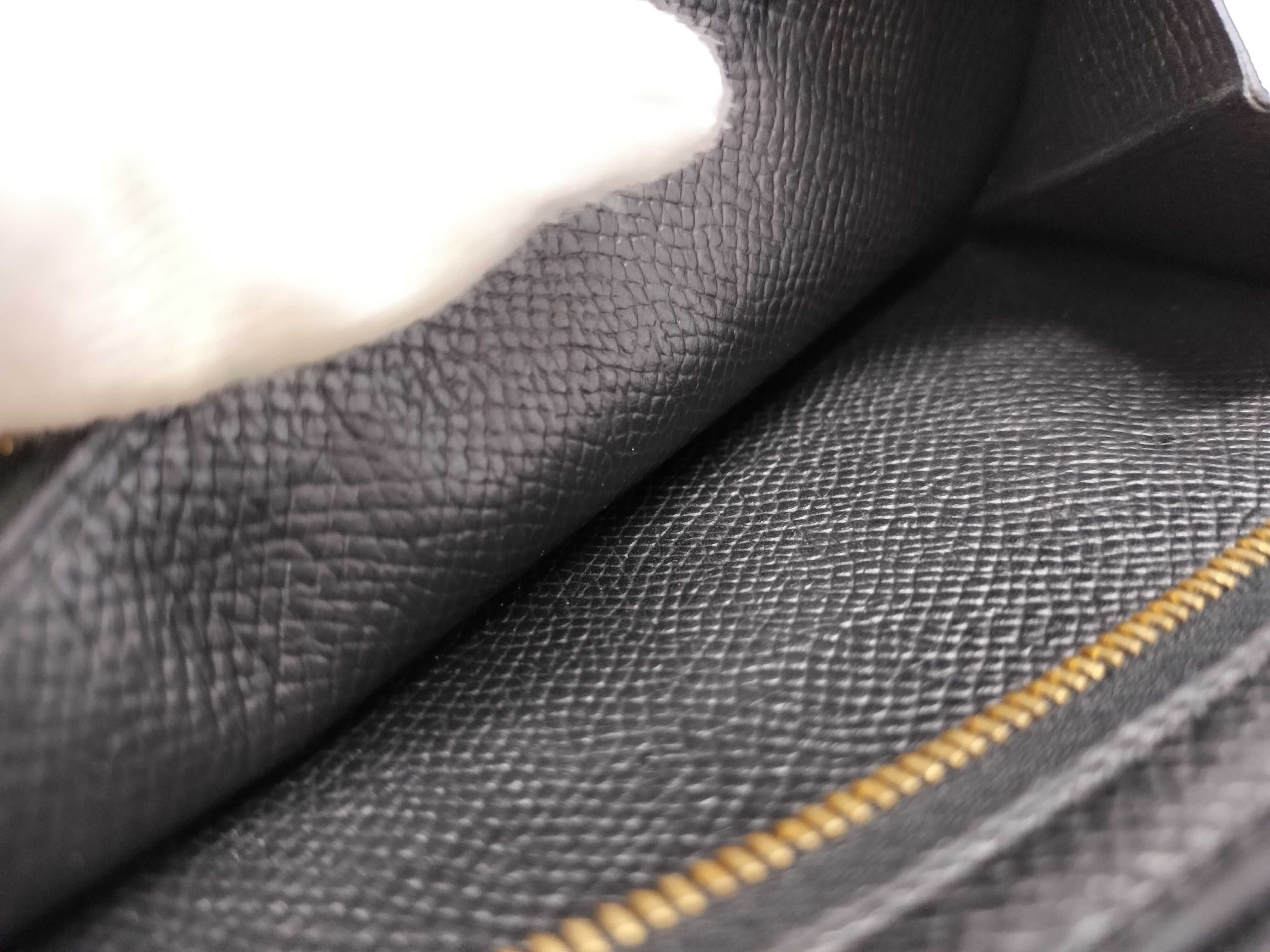 Bearn Soufflé wallet with C stamp — view 11