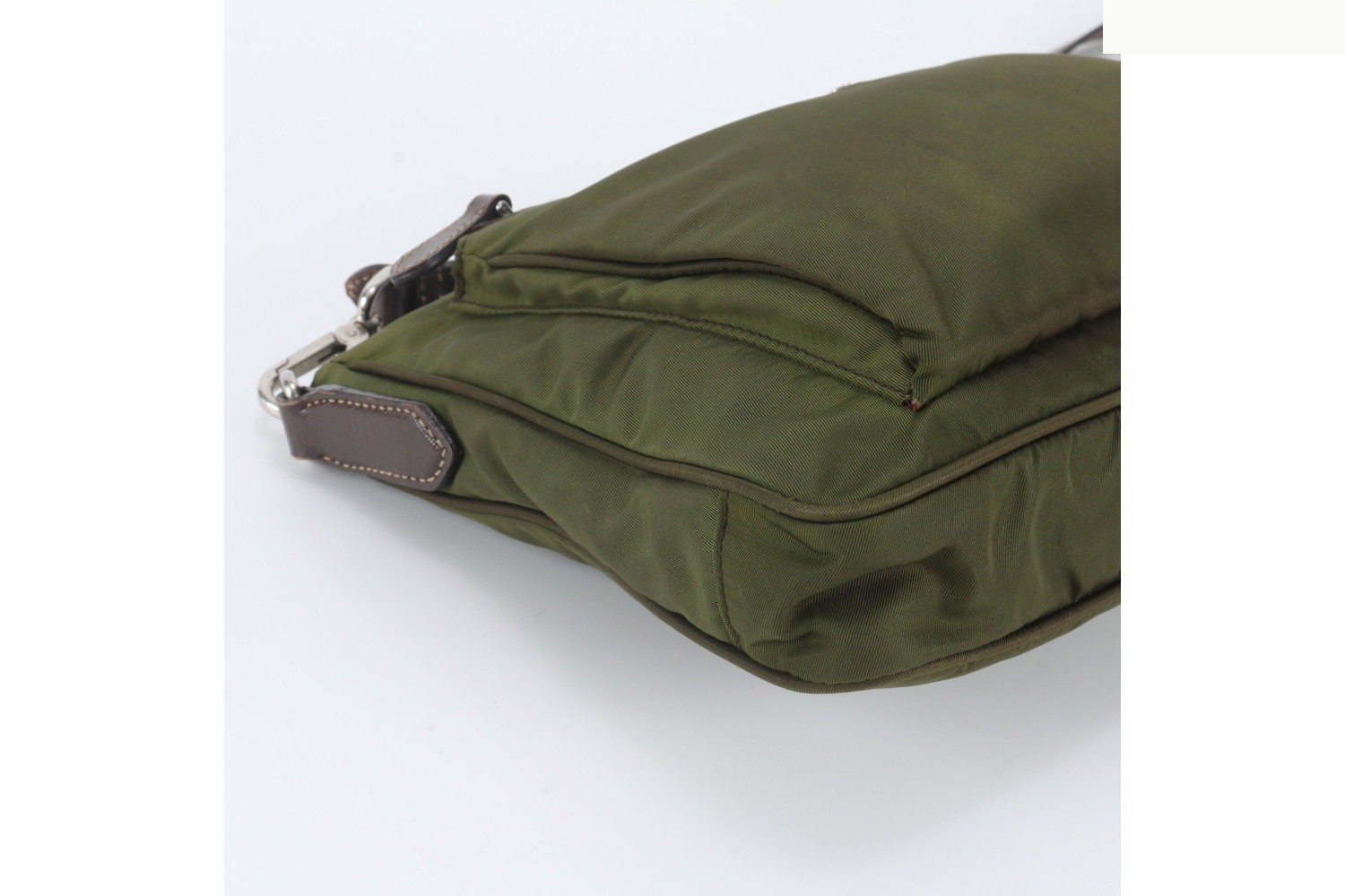 Guarantee card included Tessuto Nylon BT0693 Leather Shoulder Bag — view 6