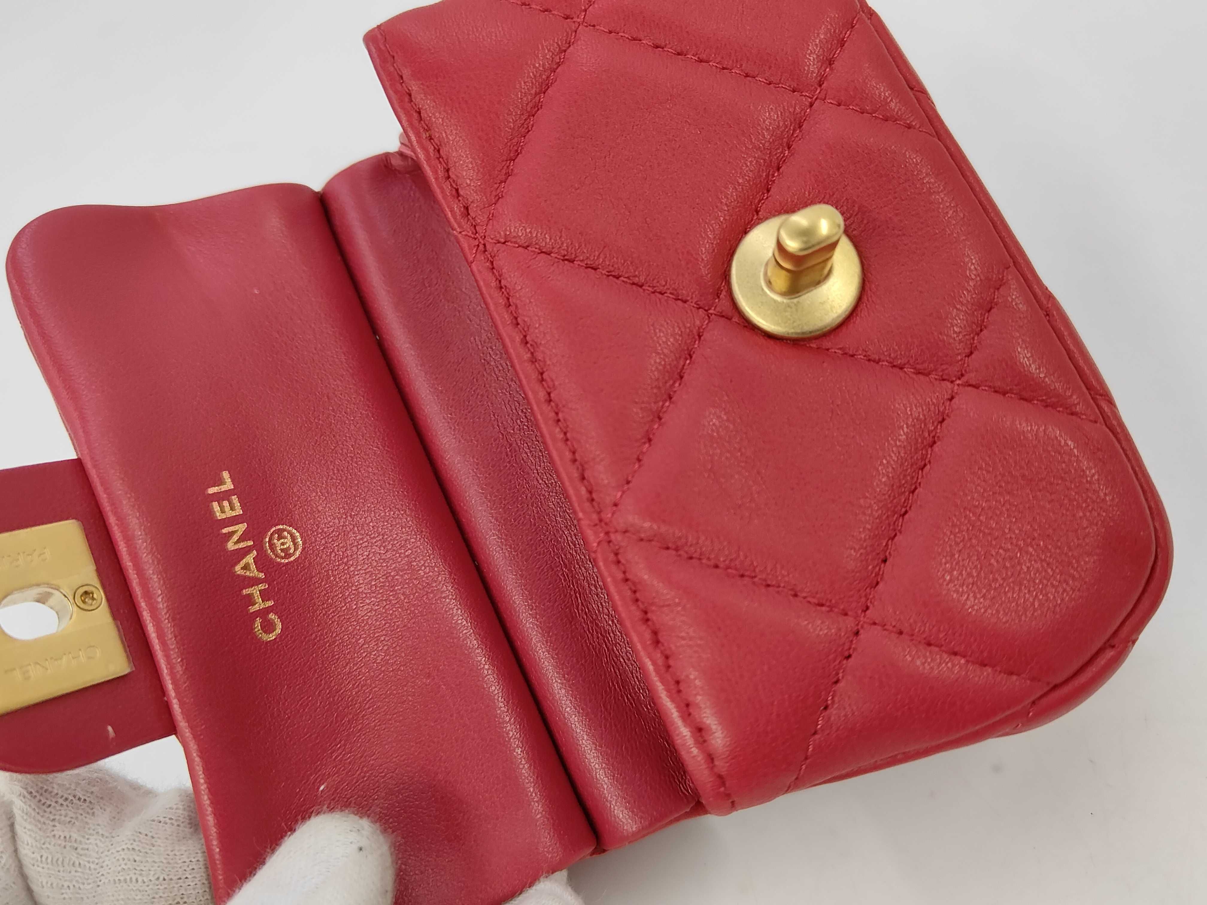 Matelassé Chain Shoulder Bag — view 11