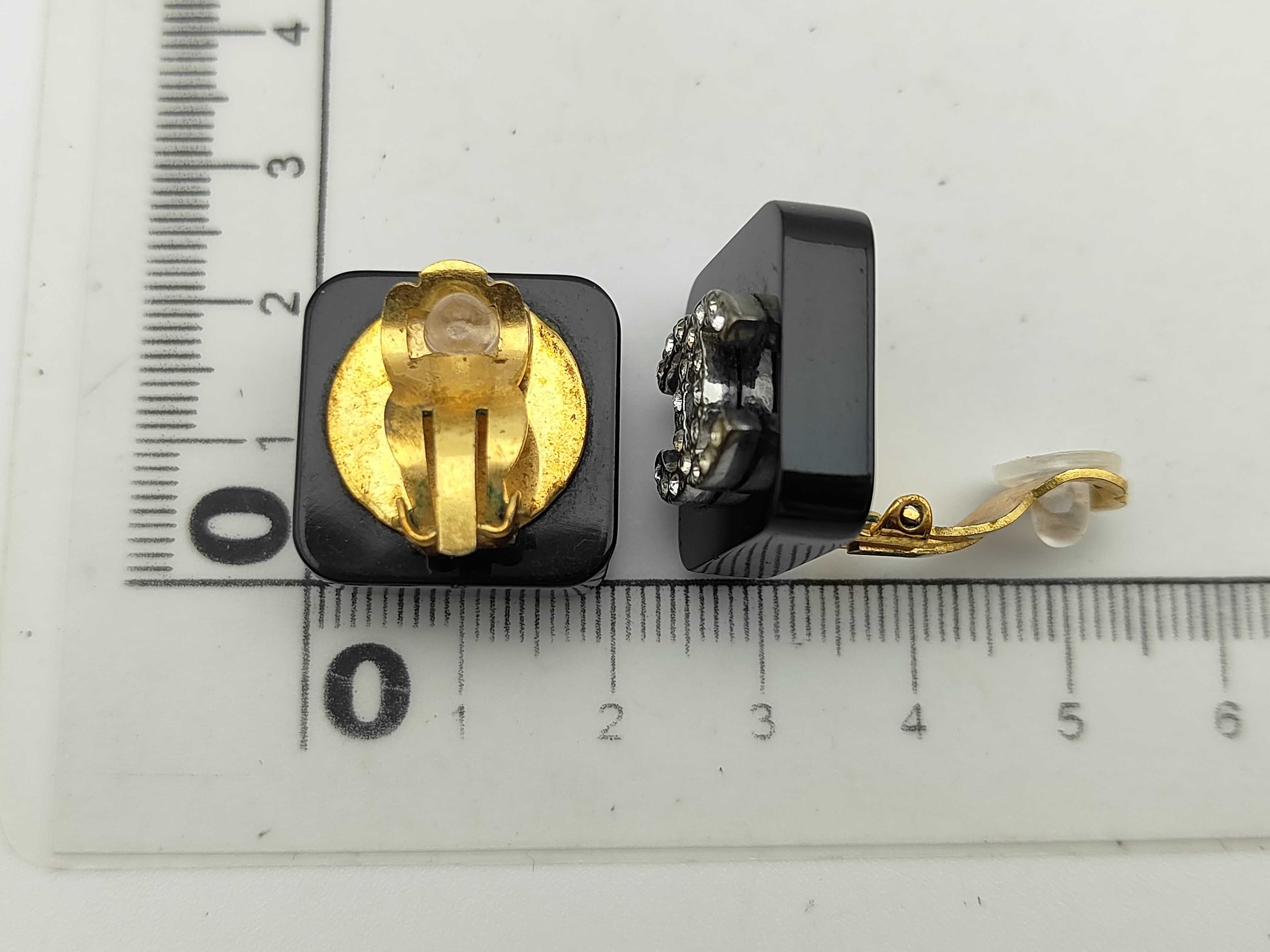 earrings black x gold x clear plastic x metal material x rhinestone earrings — view 6