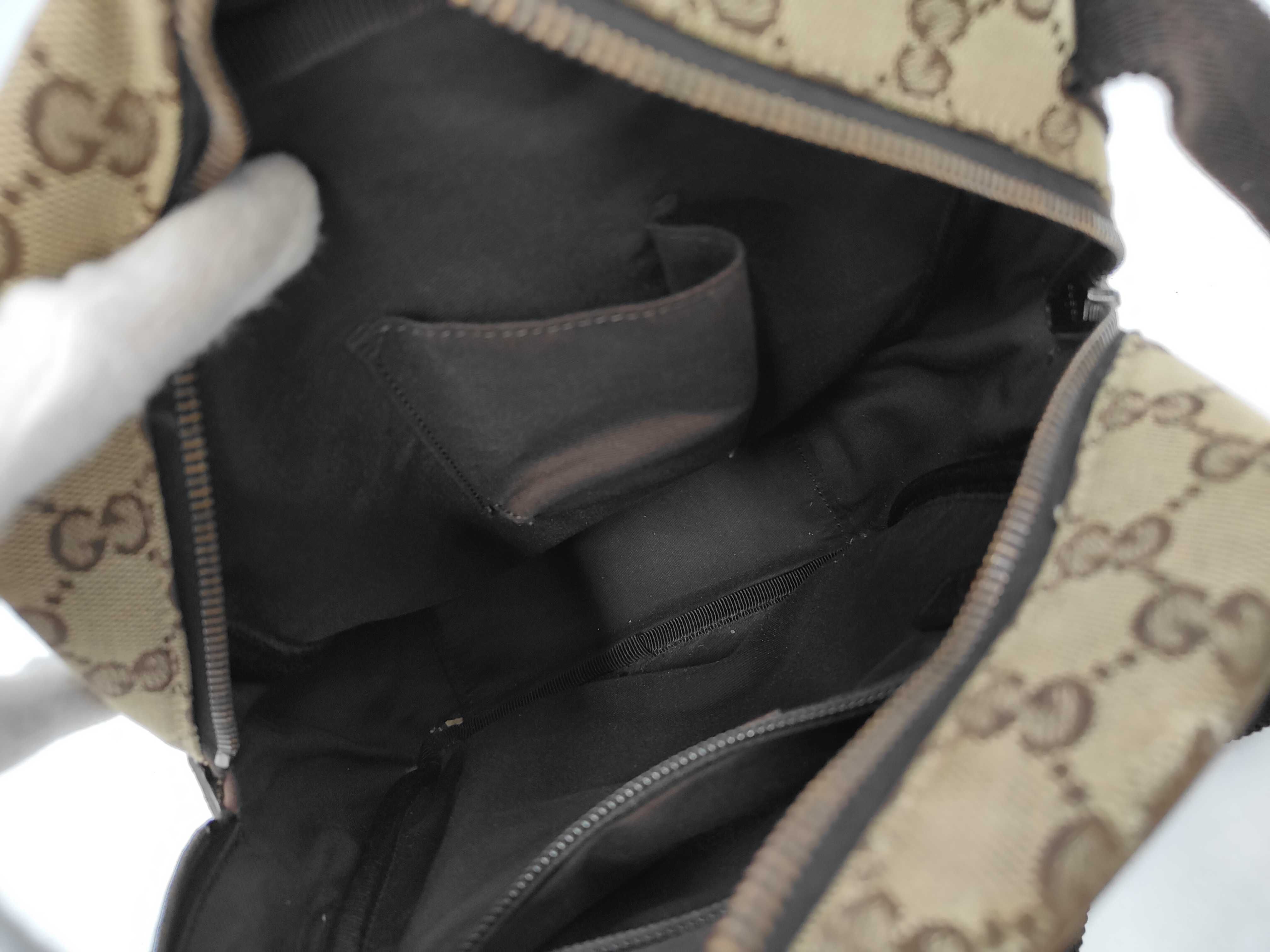 GG Canvas 122759 Shoulder Bag — view 8
