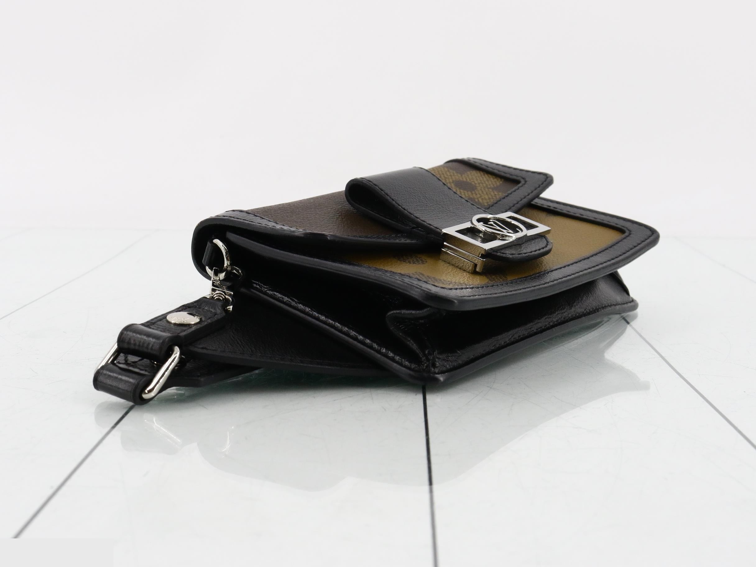 Monogram Giant Reverse Bumbag Dauphine M67696 — view 5