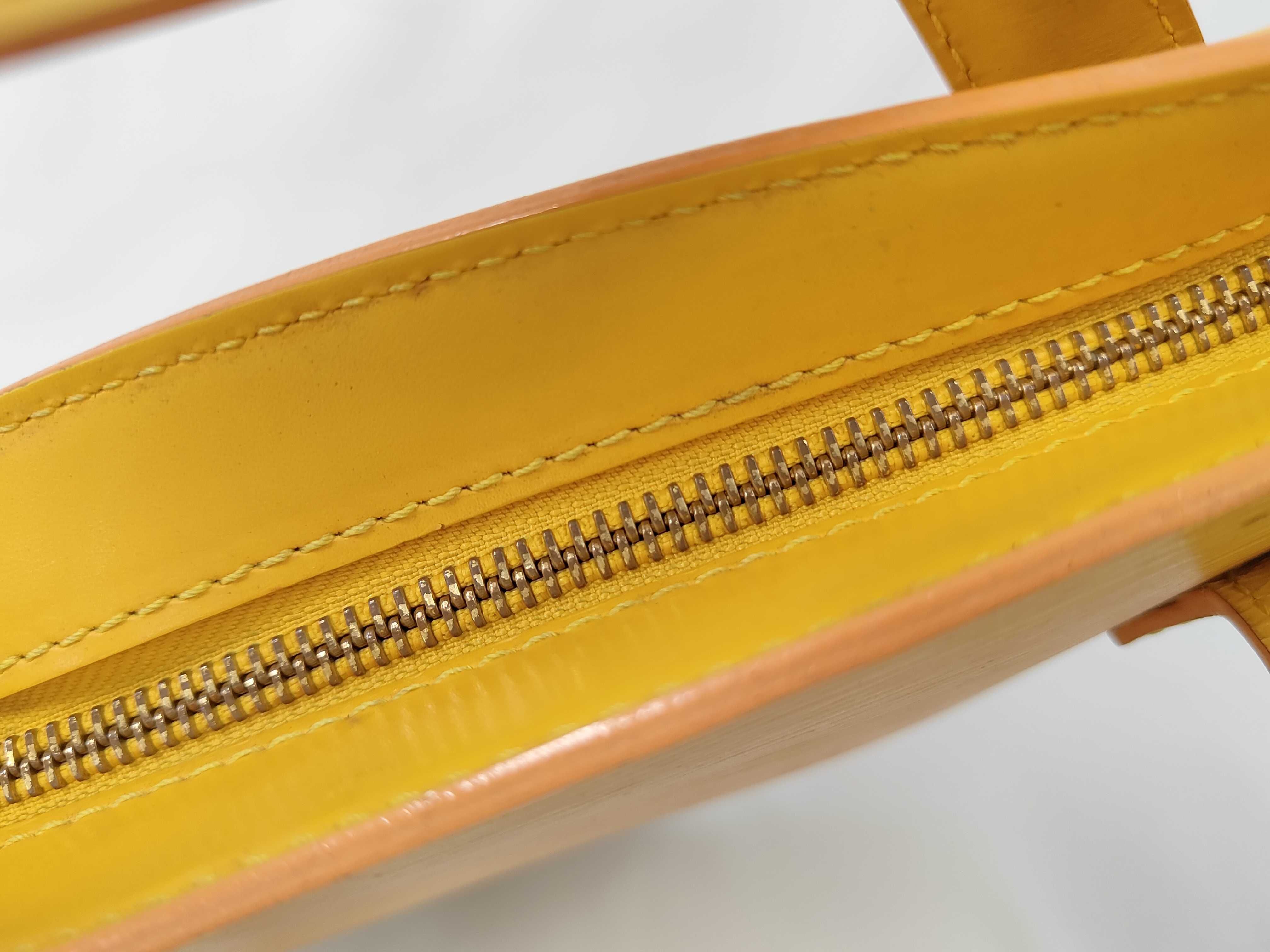 Epi Saint Jacques Shopping M52269 Tote Bag — view 8
