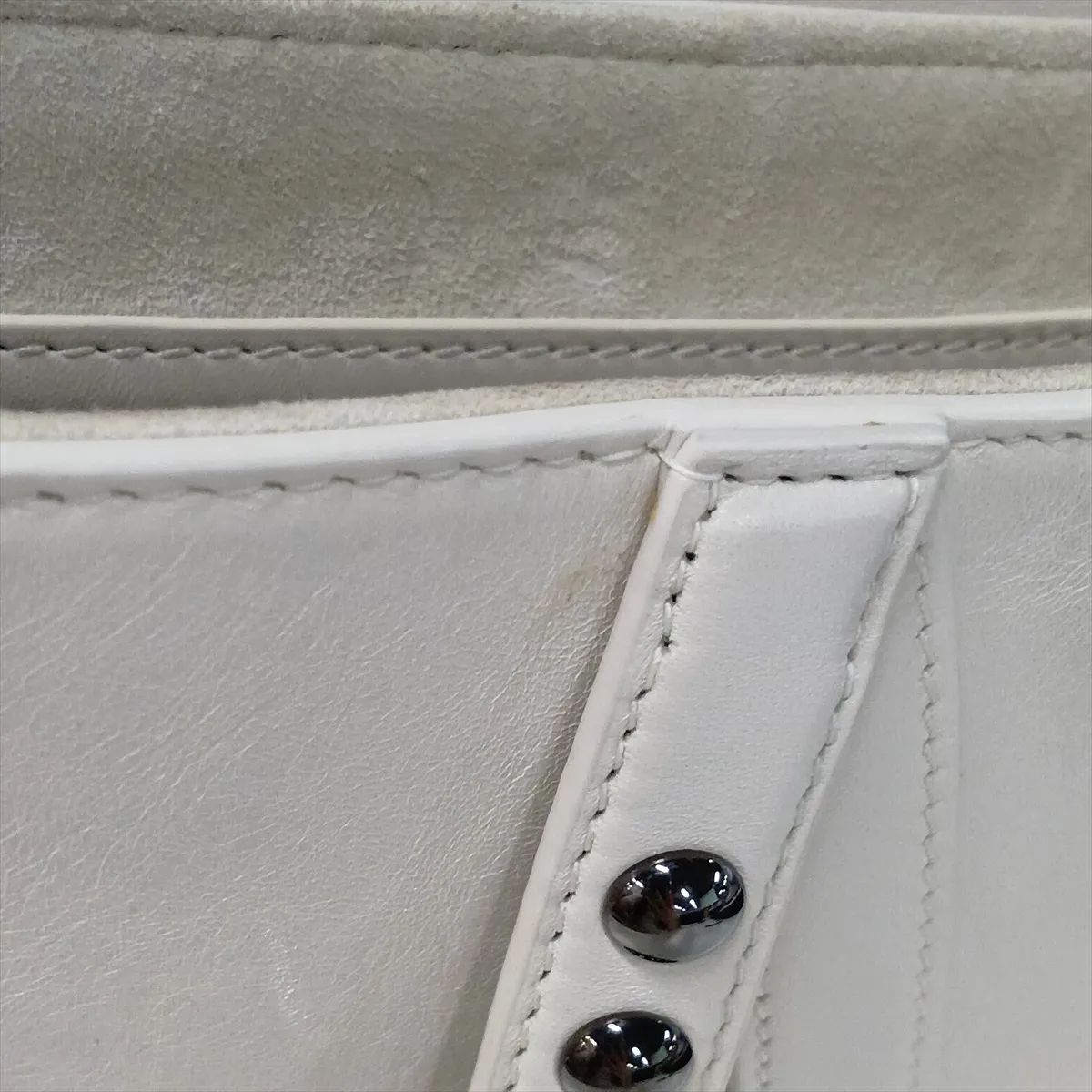 Saddle Leather x Studs 2-Way Handbag White (Includes 2 Guarantee Cards) — view 14