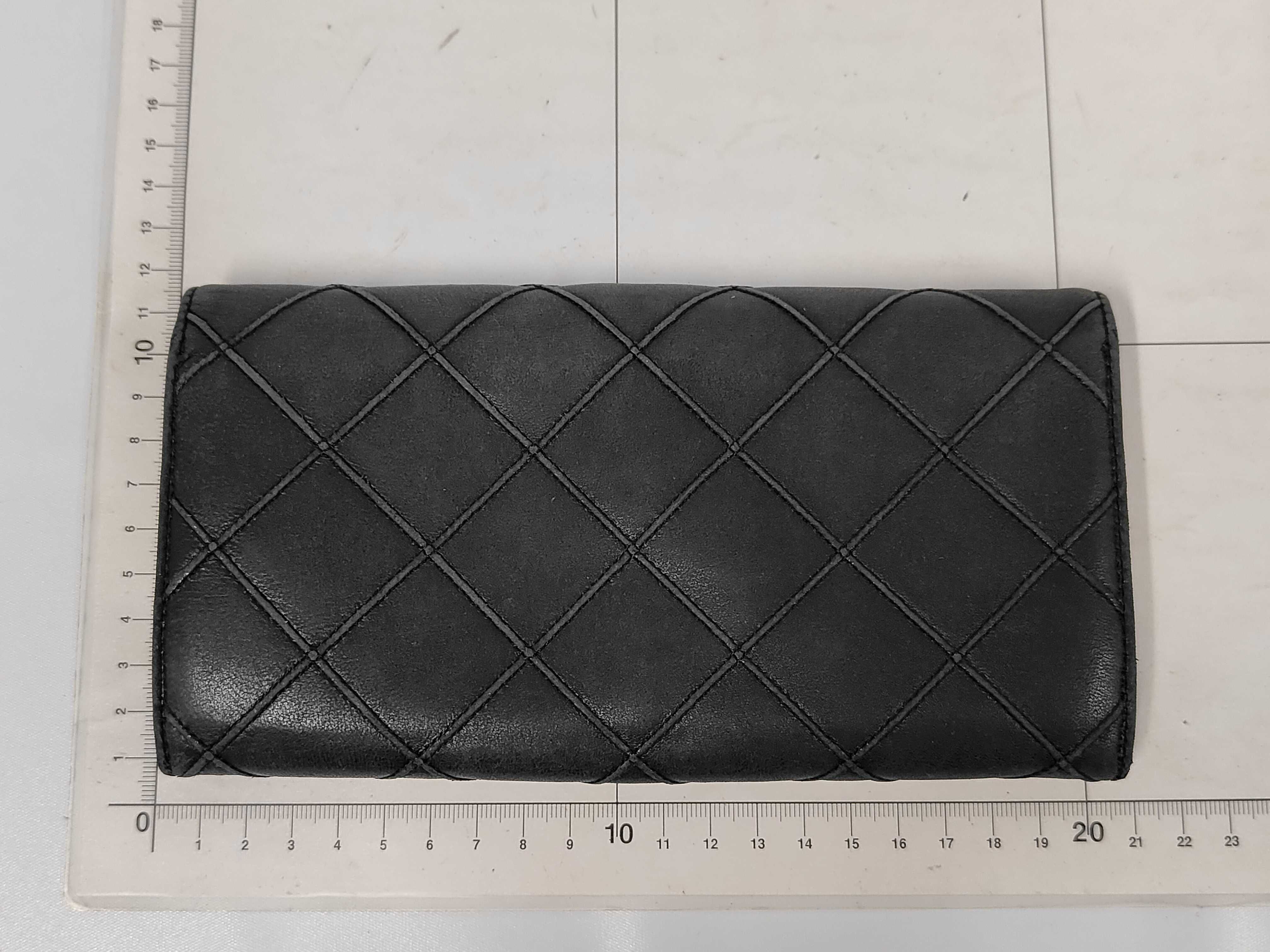 Chloé / Long Wallet / Leather Wallet — view 2