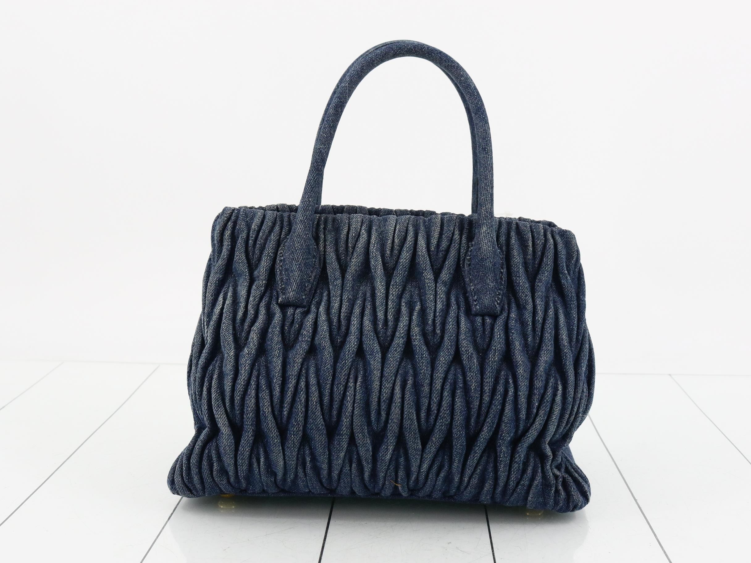 Matelassé (bag) - Denim handbag — view 2